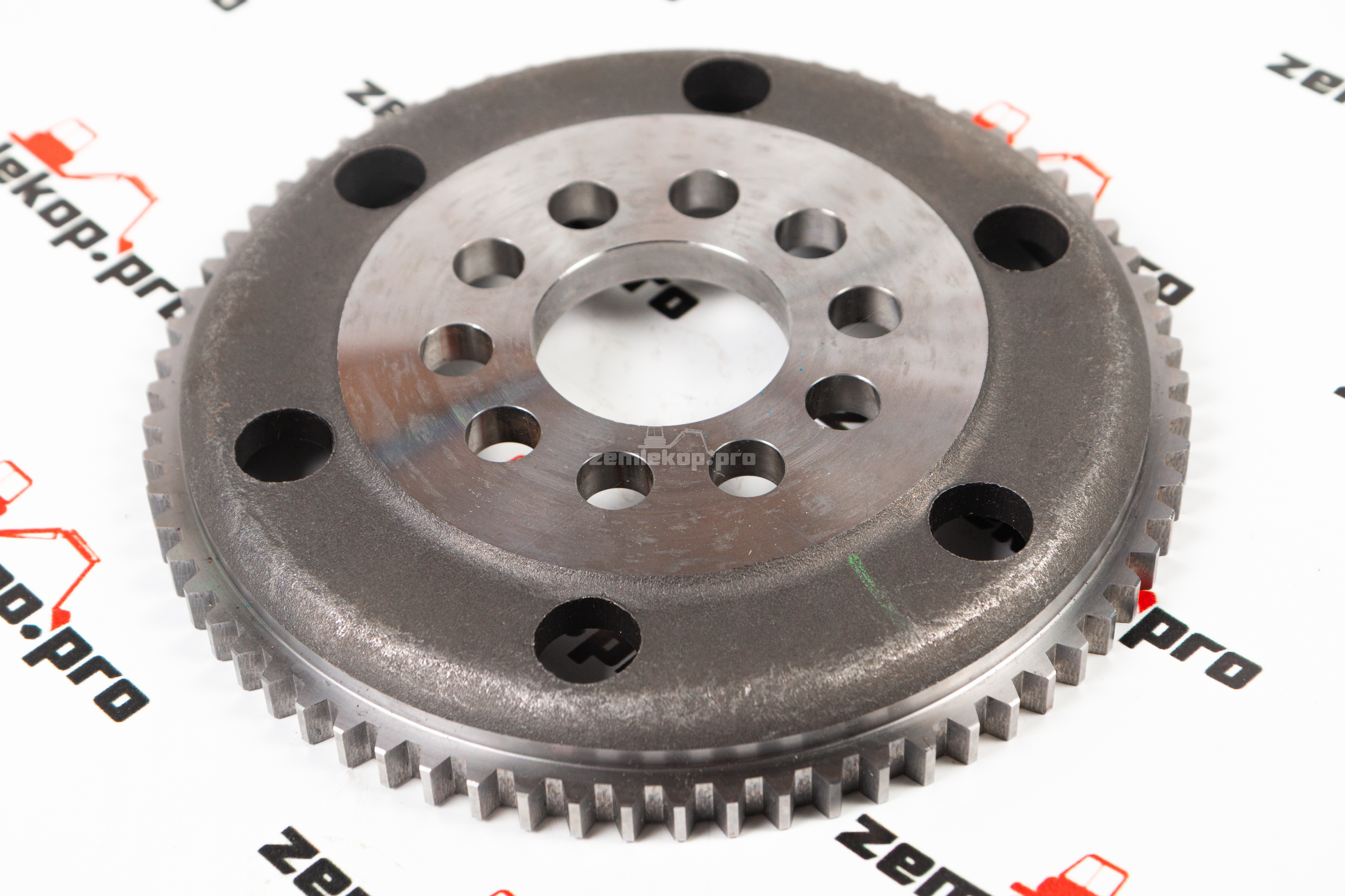 112.06.056.03 Шестерня DANA