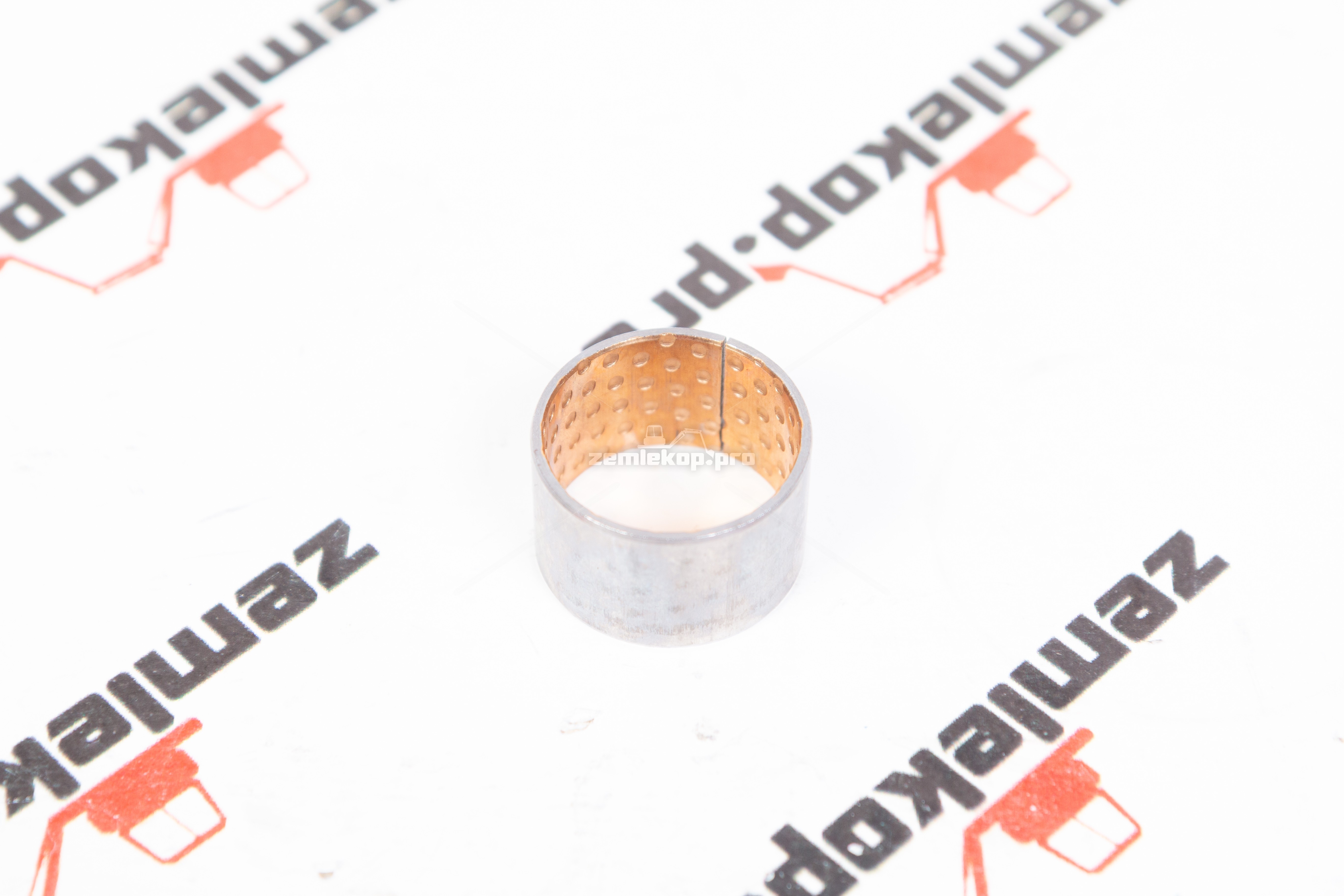 730.06.123.01 Втулка DANA