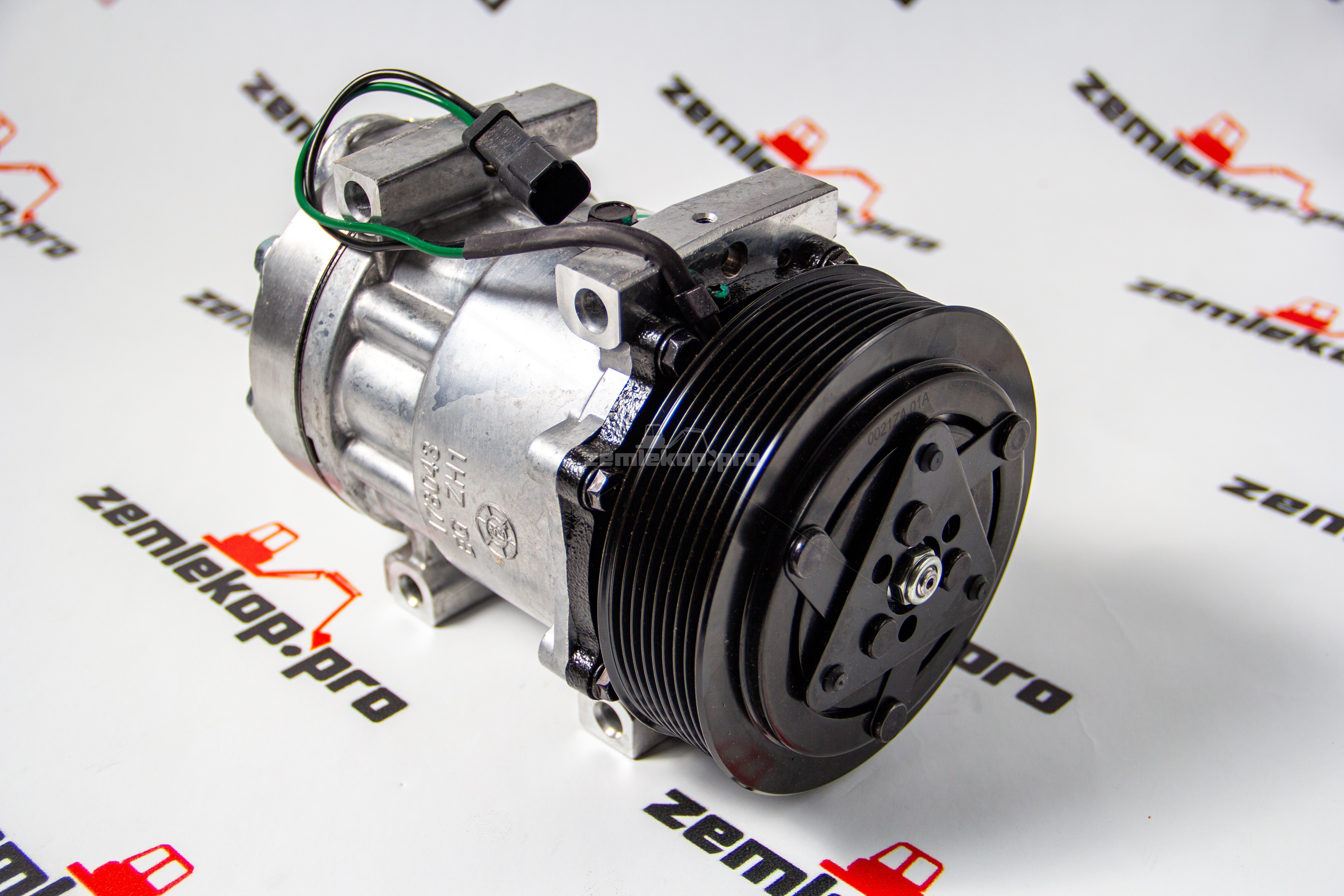 Крестовина 38x107 (стоп. кольца, через крышку, со смещением 7,5 мм) Maine Coon, 770.06.450.15