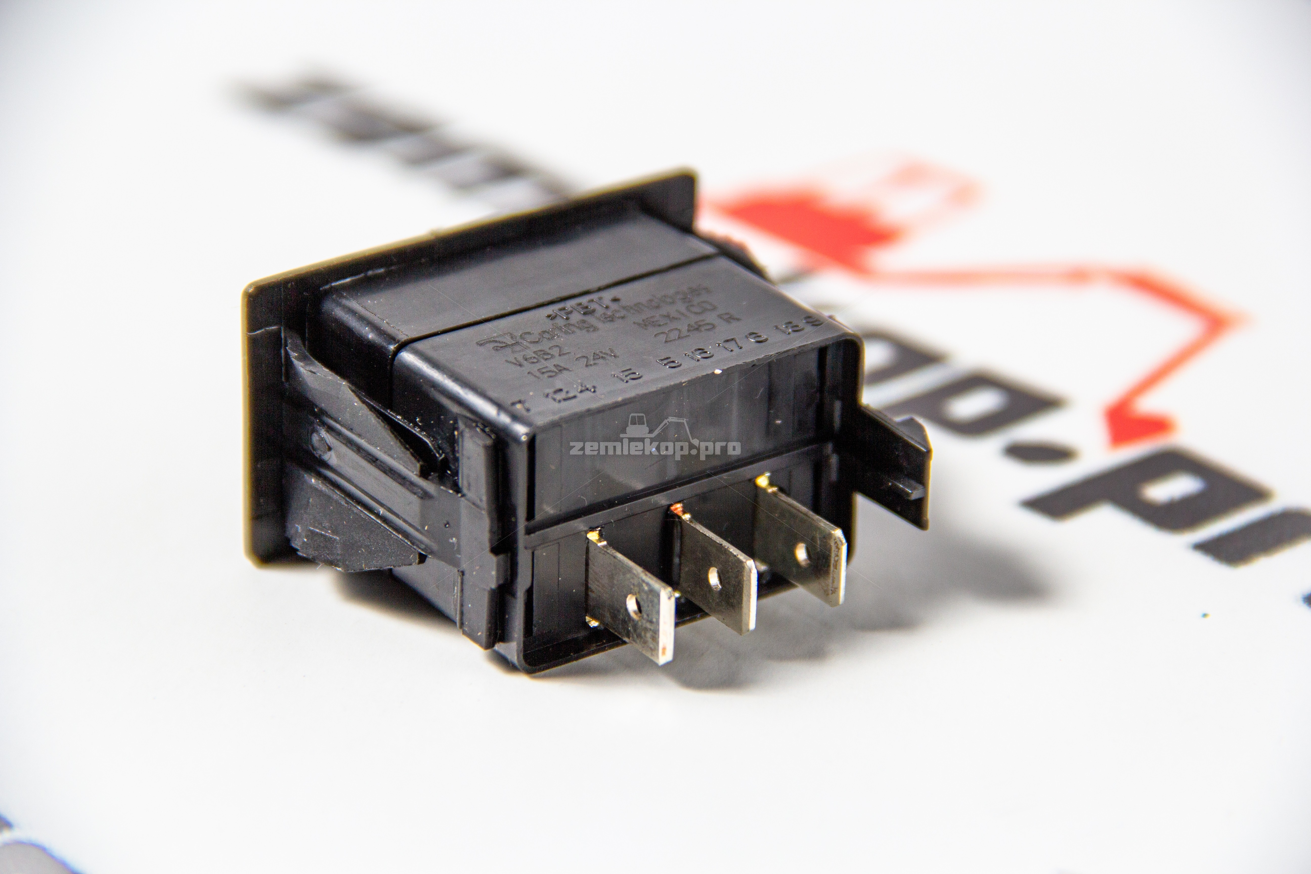 6115001M91 Палец Terex