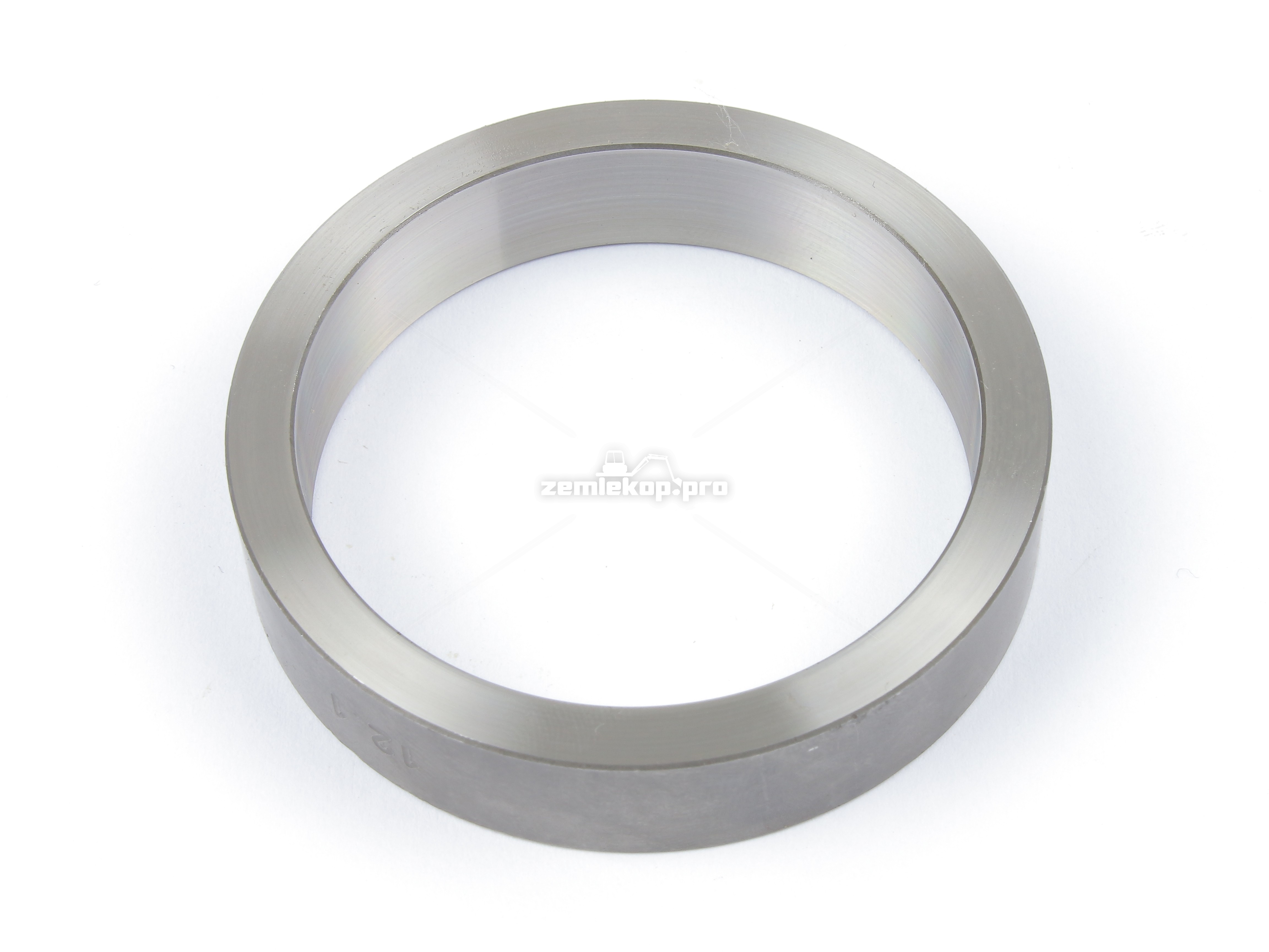 113.04.035.04 SPACER