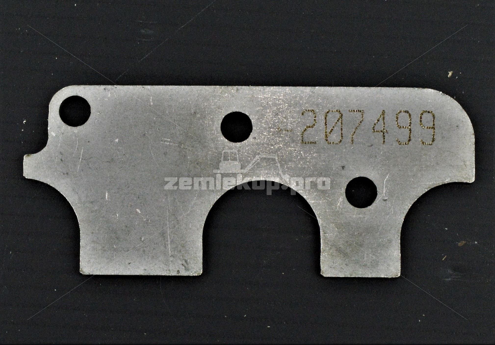 4207499 CLAMP