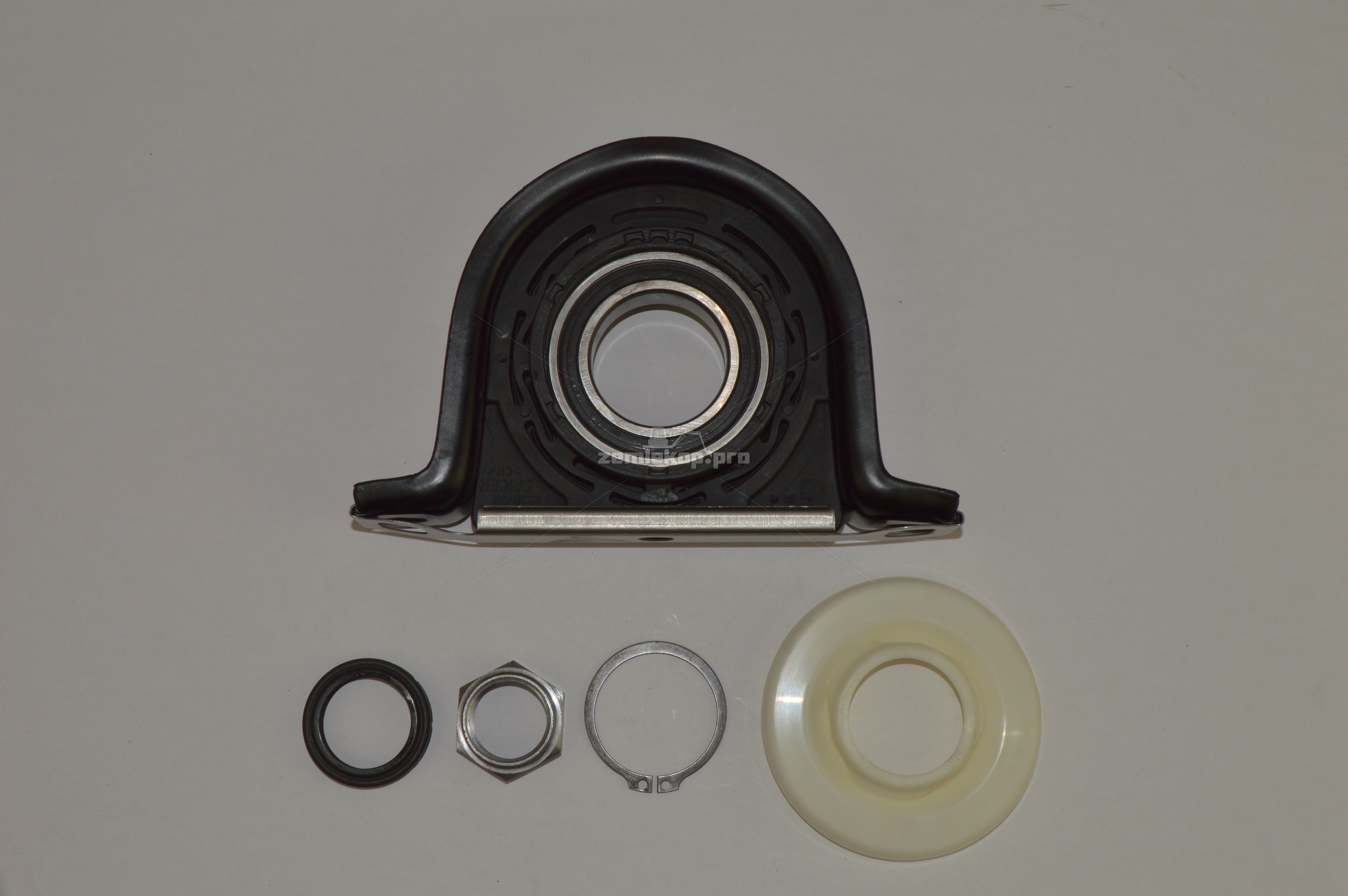 4520720 CENTER BEARING