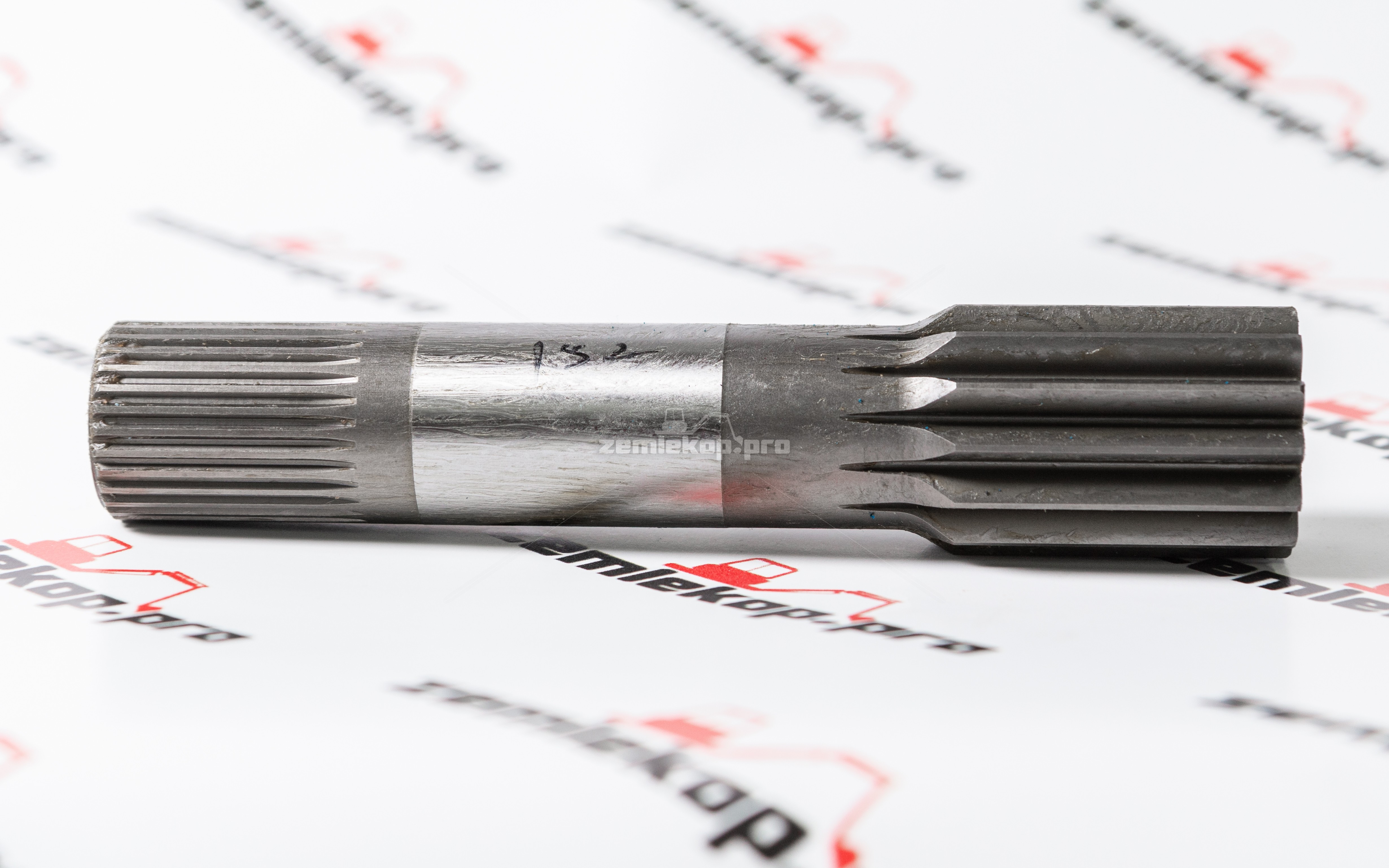 138735 Вал ступицы