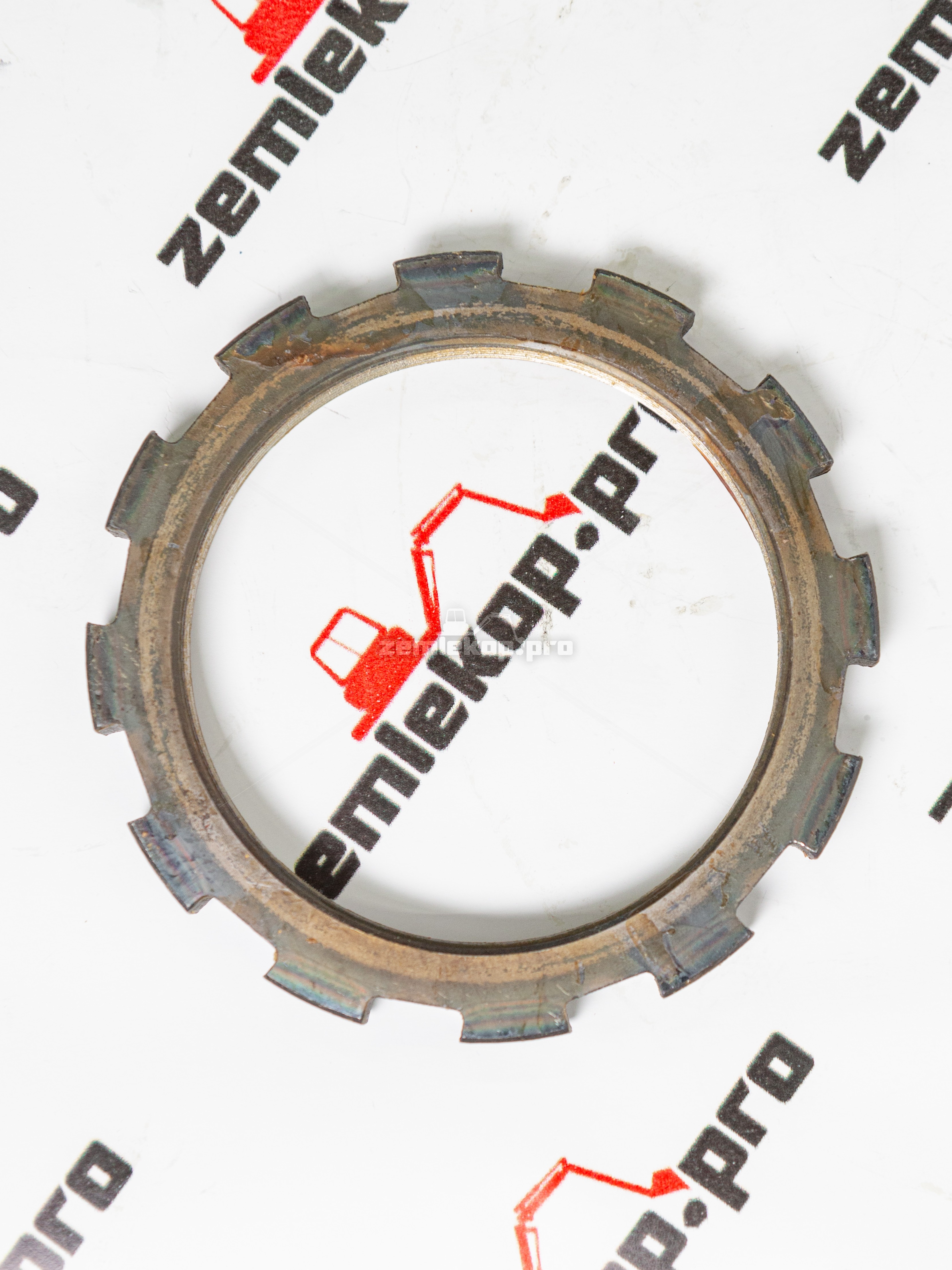 424515 (148626) Гайка