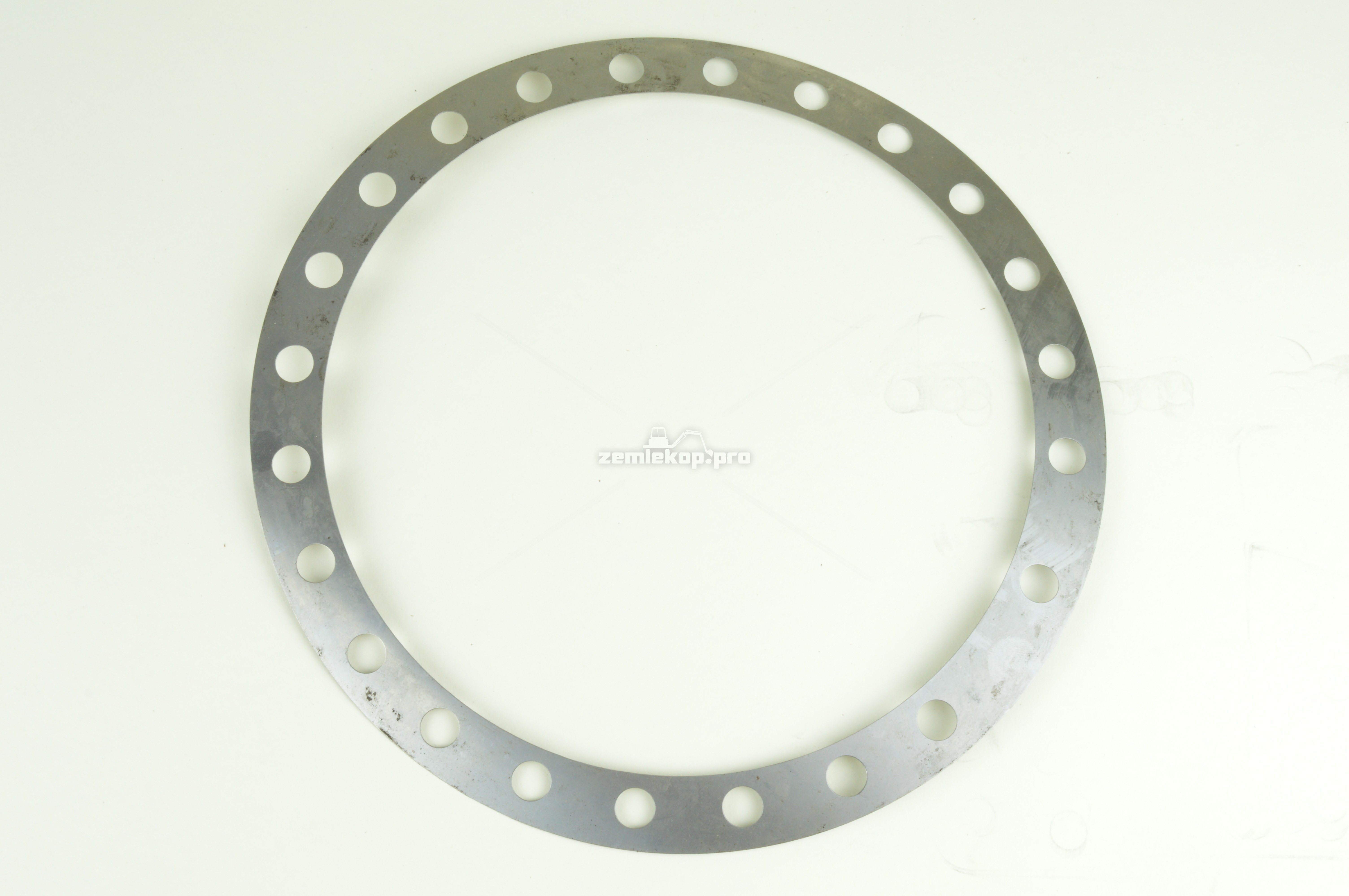 R9031/119A SHIM 0.008 PINION BRG