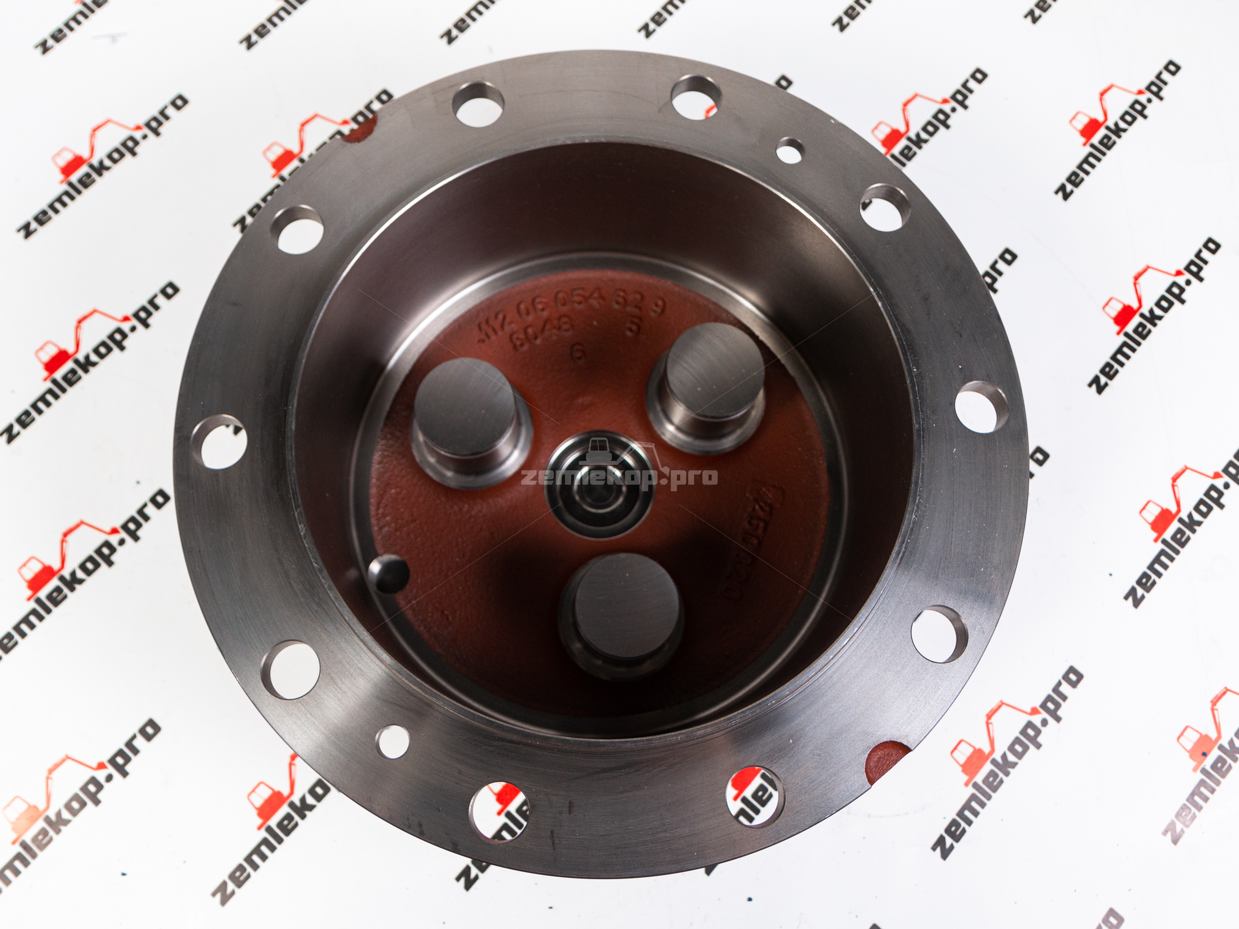 112.06.054.02 Крышка DANA