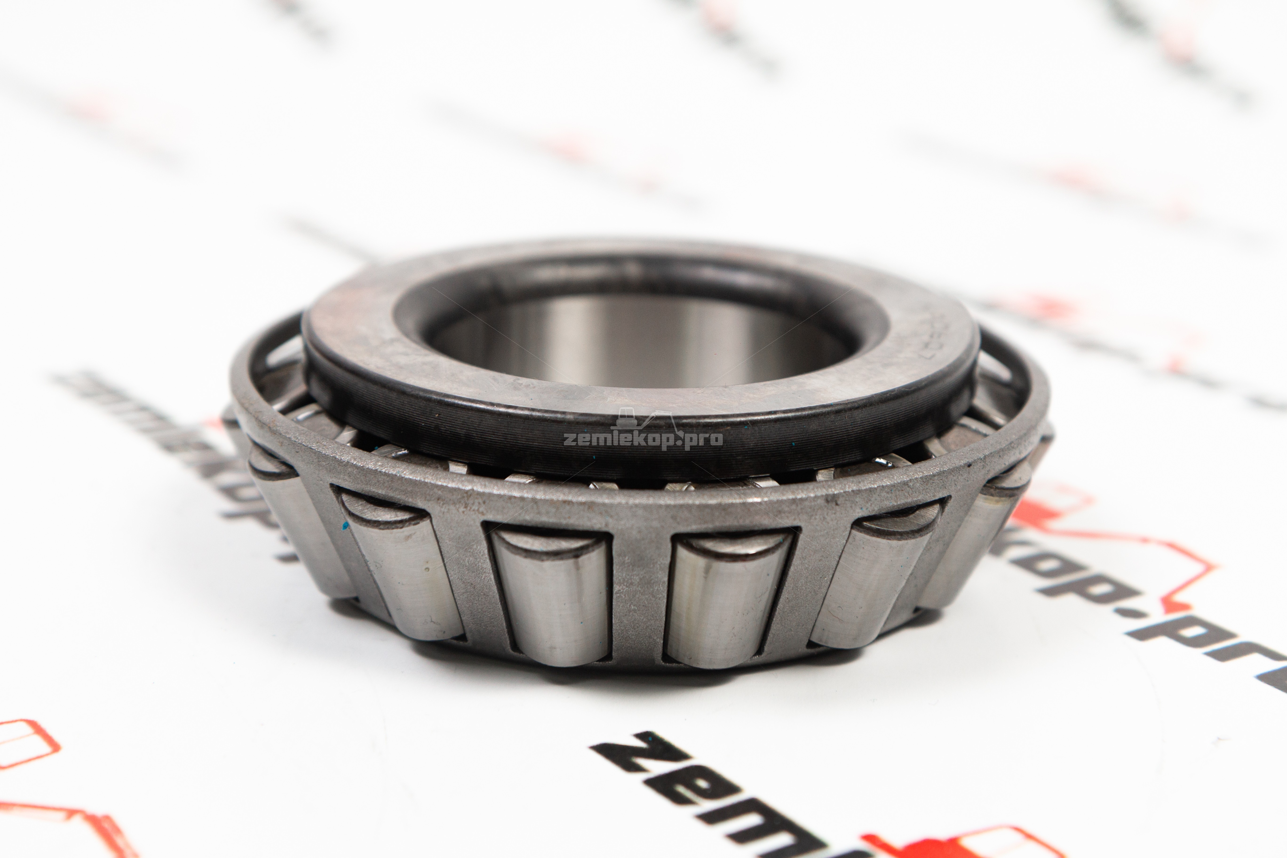 2114363 Подшипник конический DANA