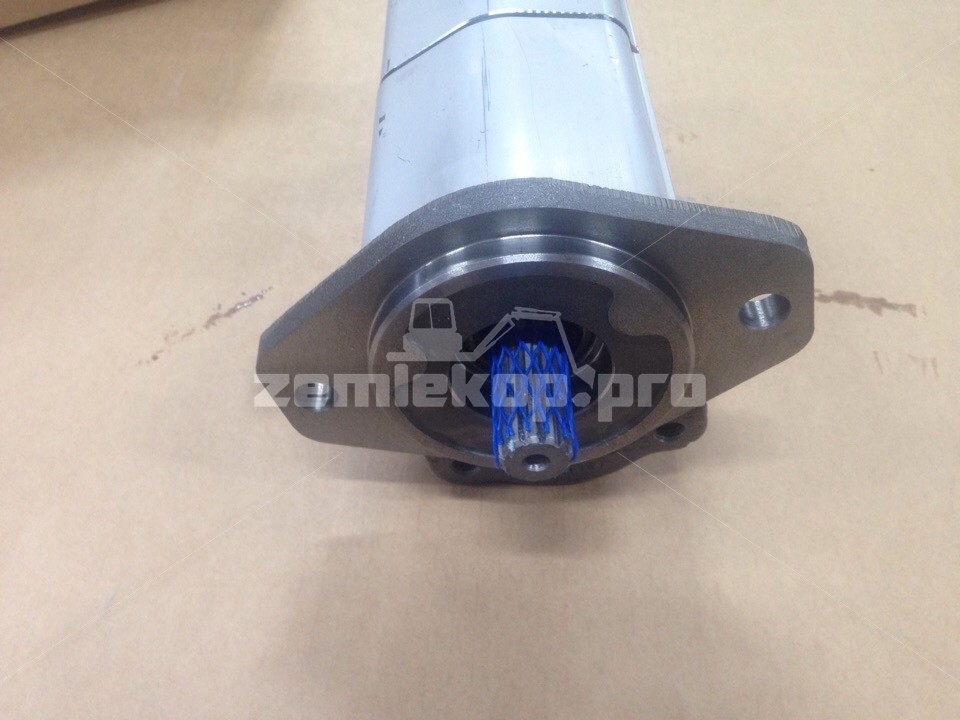 4210589 Насос DANA