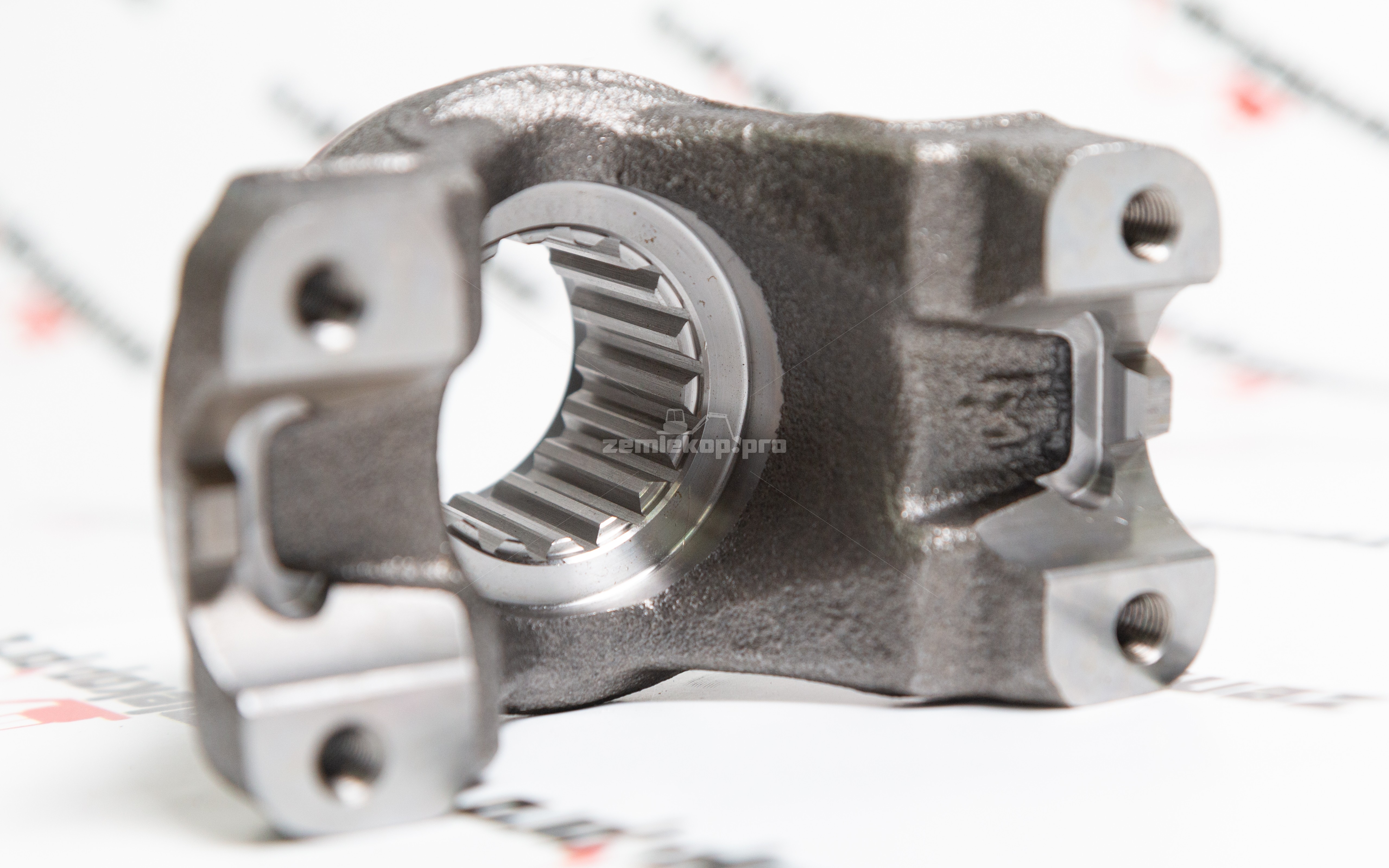 357.14.142.04 Фланец DANA