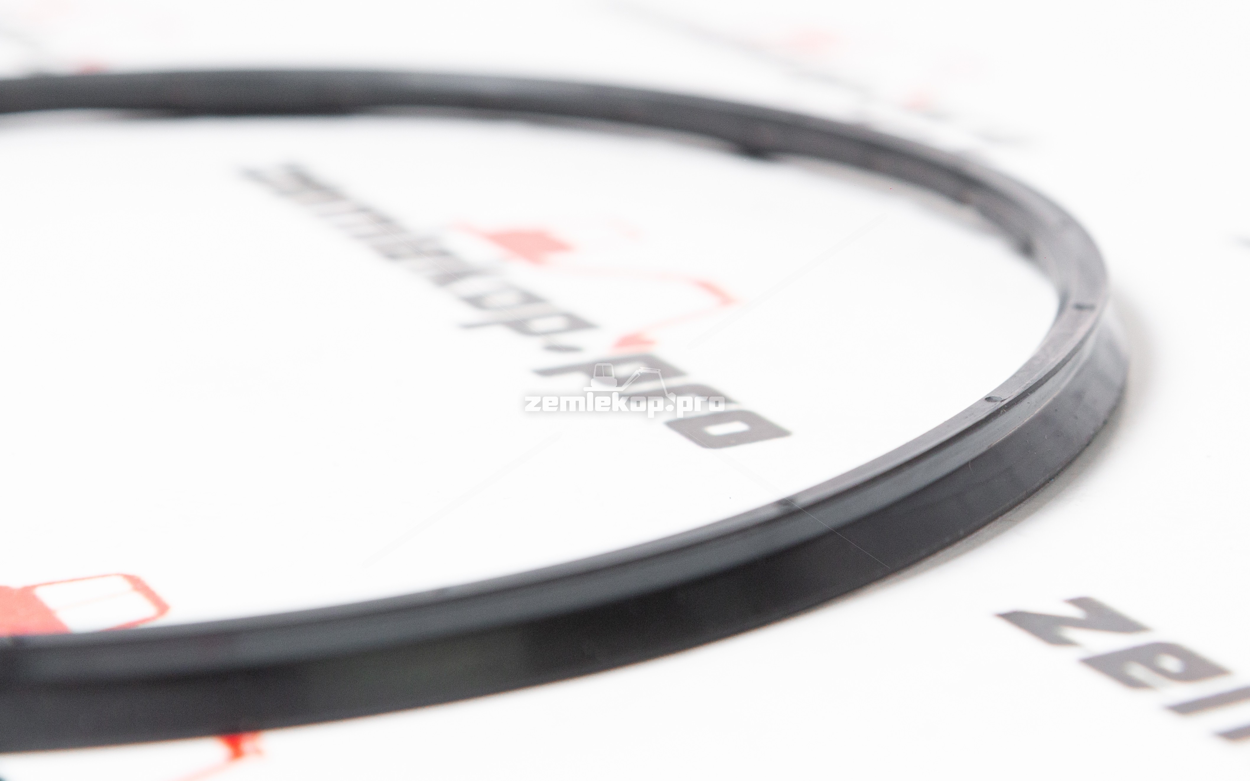 070HH324 Сальник DANA