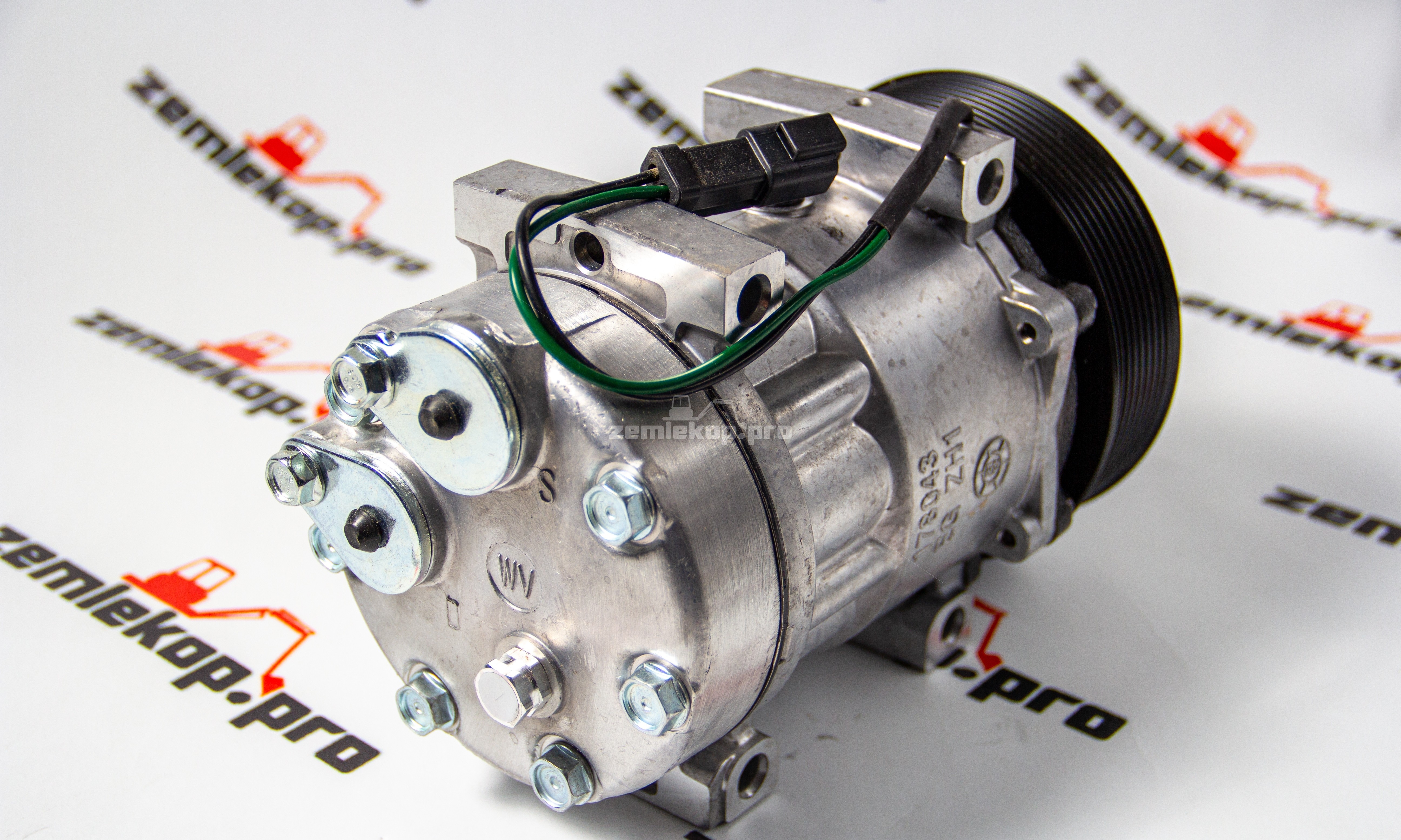 Крестовина 38x107 (стоп. кольца, через крышку, со смещением 7,5 мм) Maine Coon, 770.06.450.15