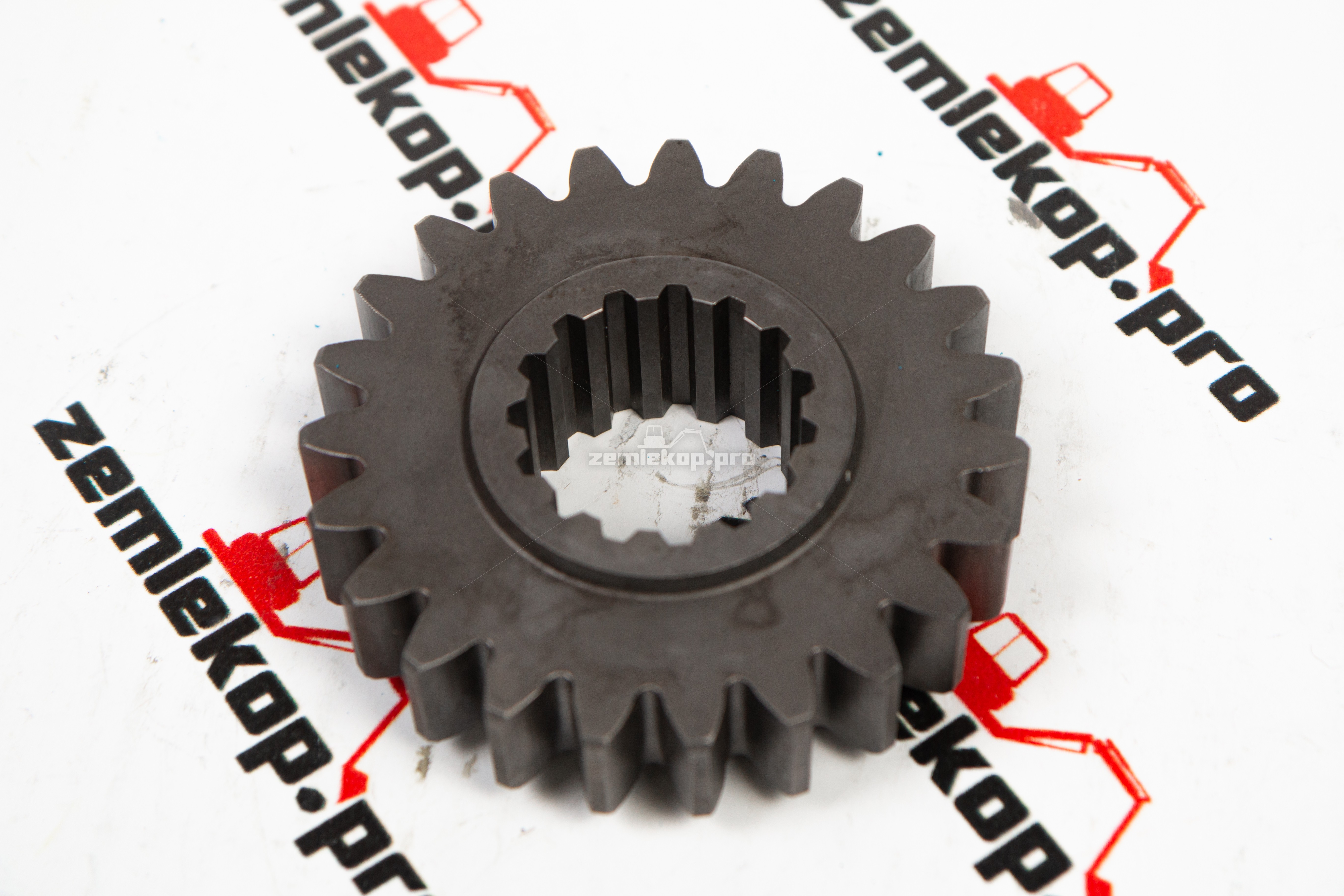 242560 Шестерня DANA