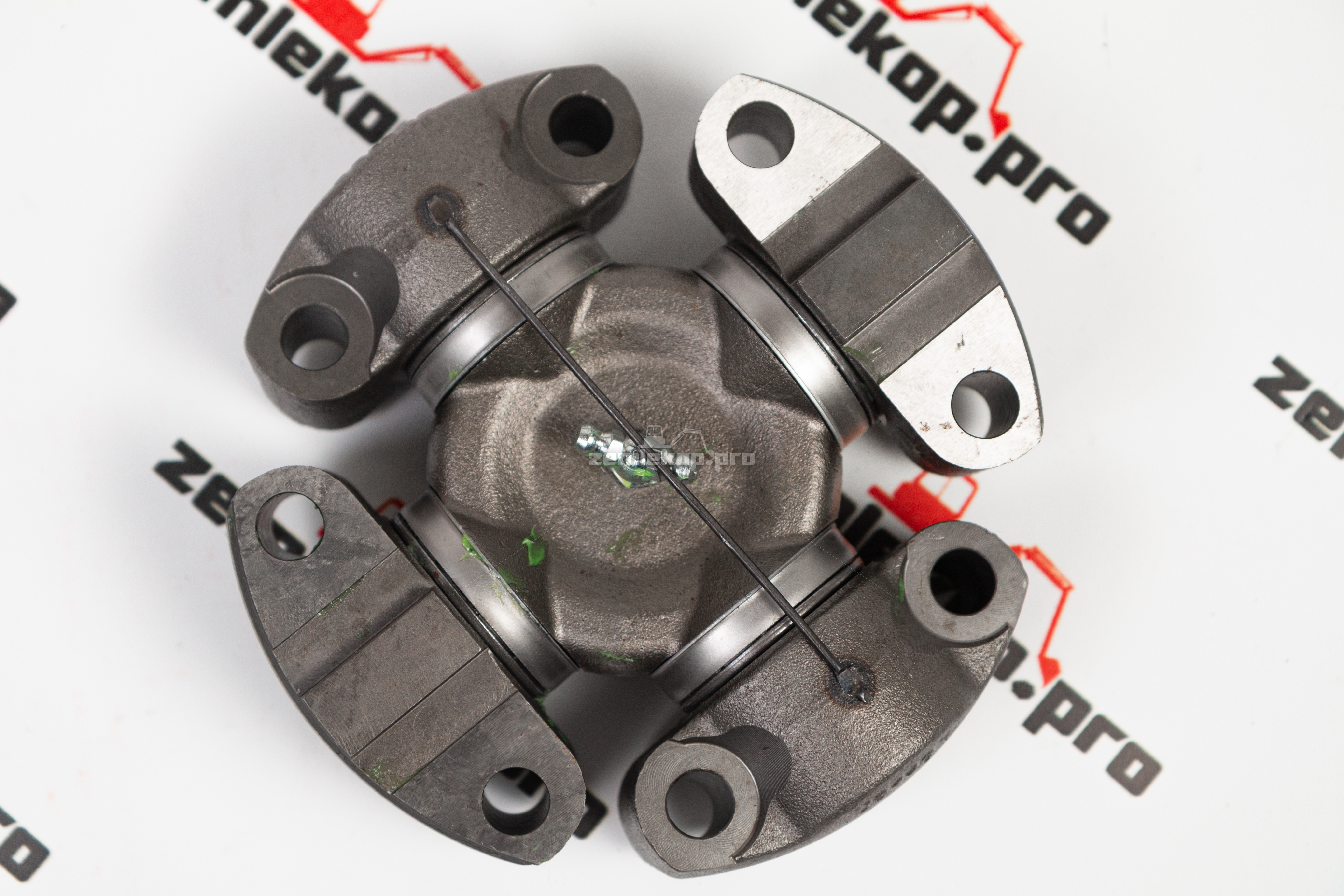 3050246000 Крестовина DANA