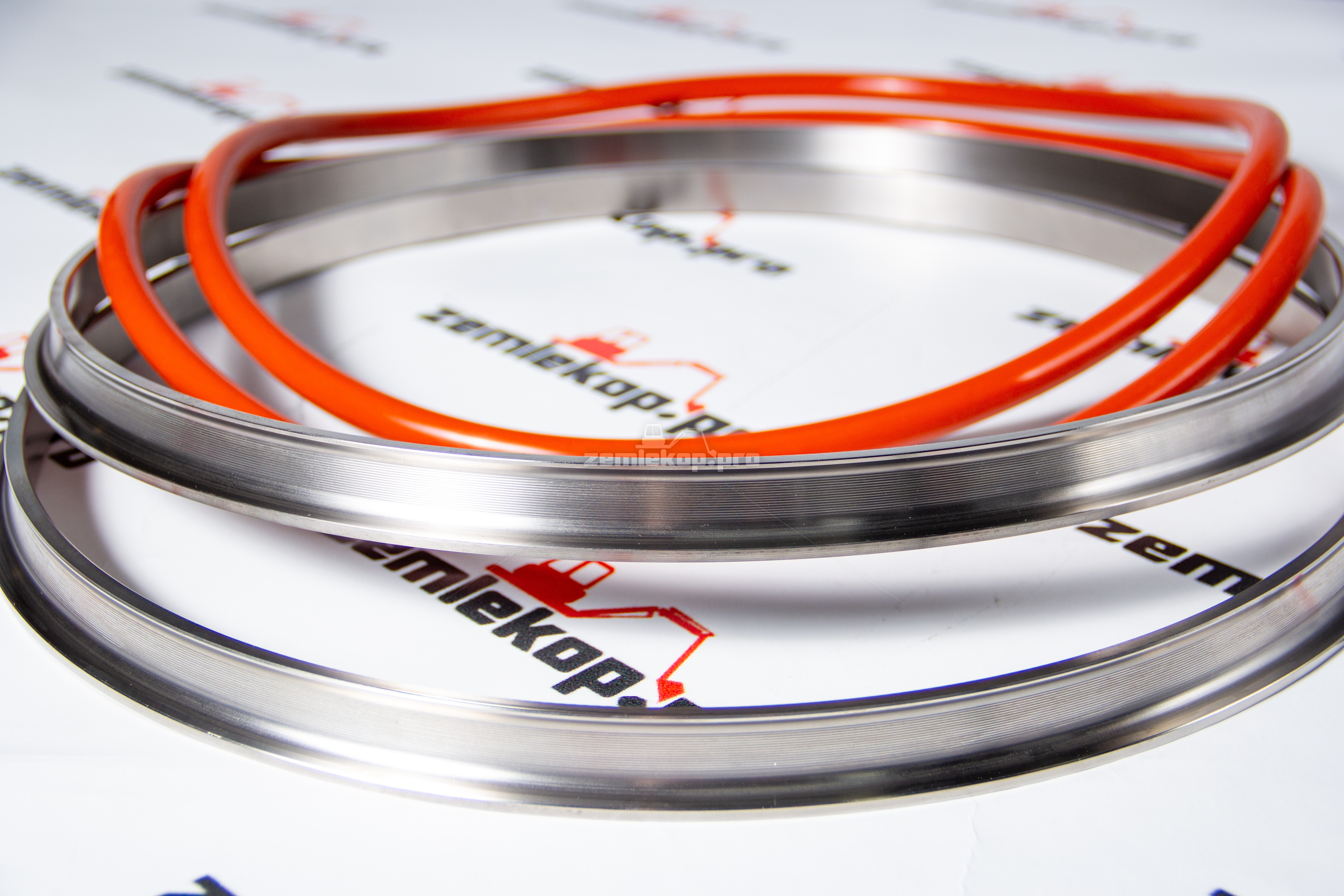 2111924 Сальник DANA