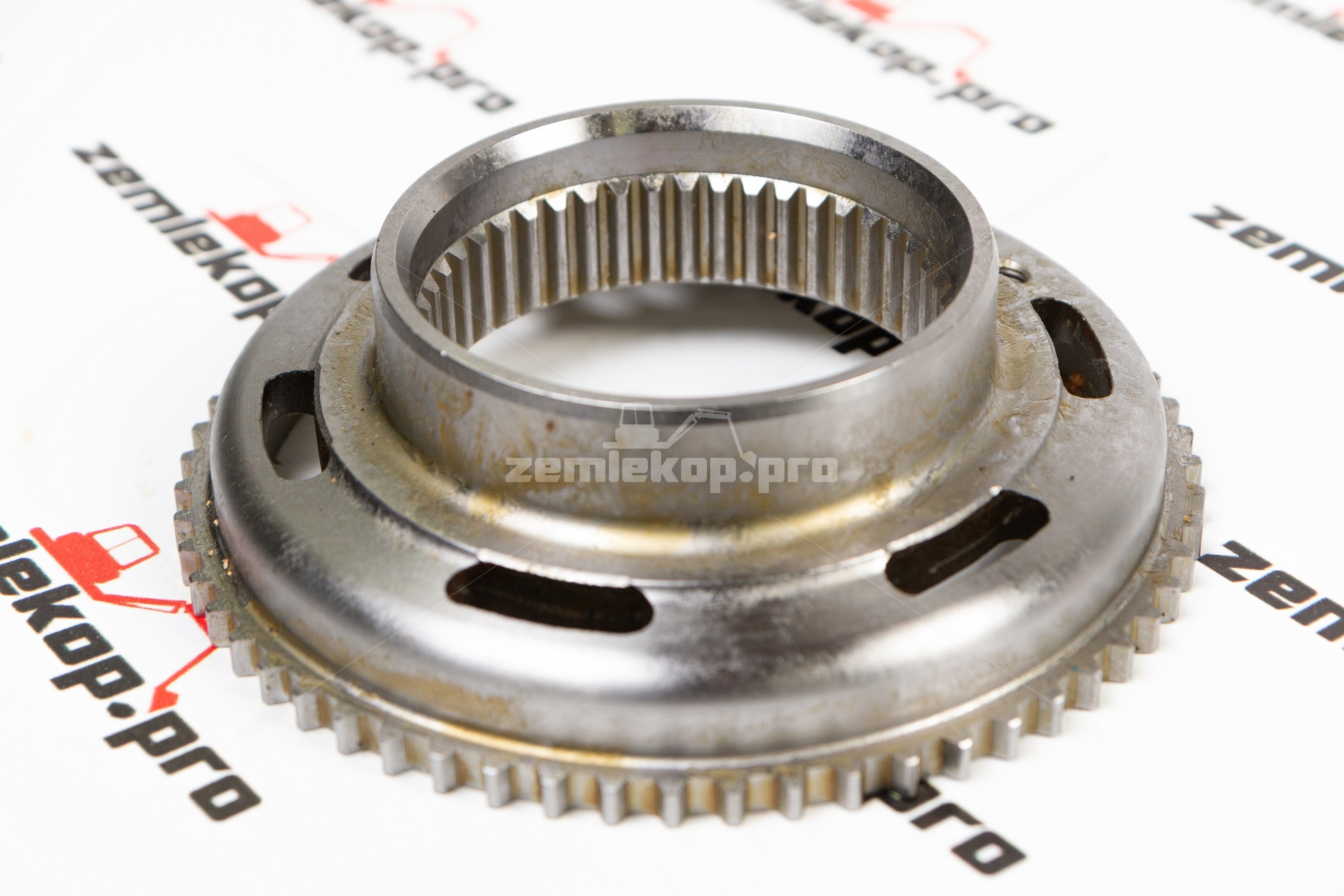 46258 Полуось