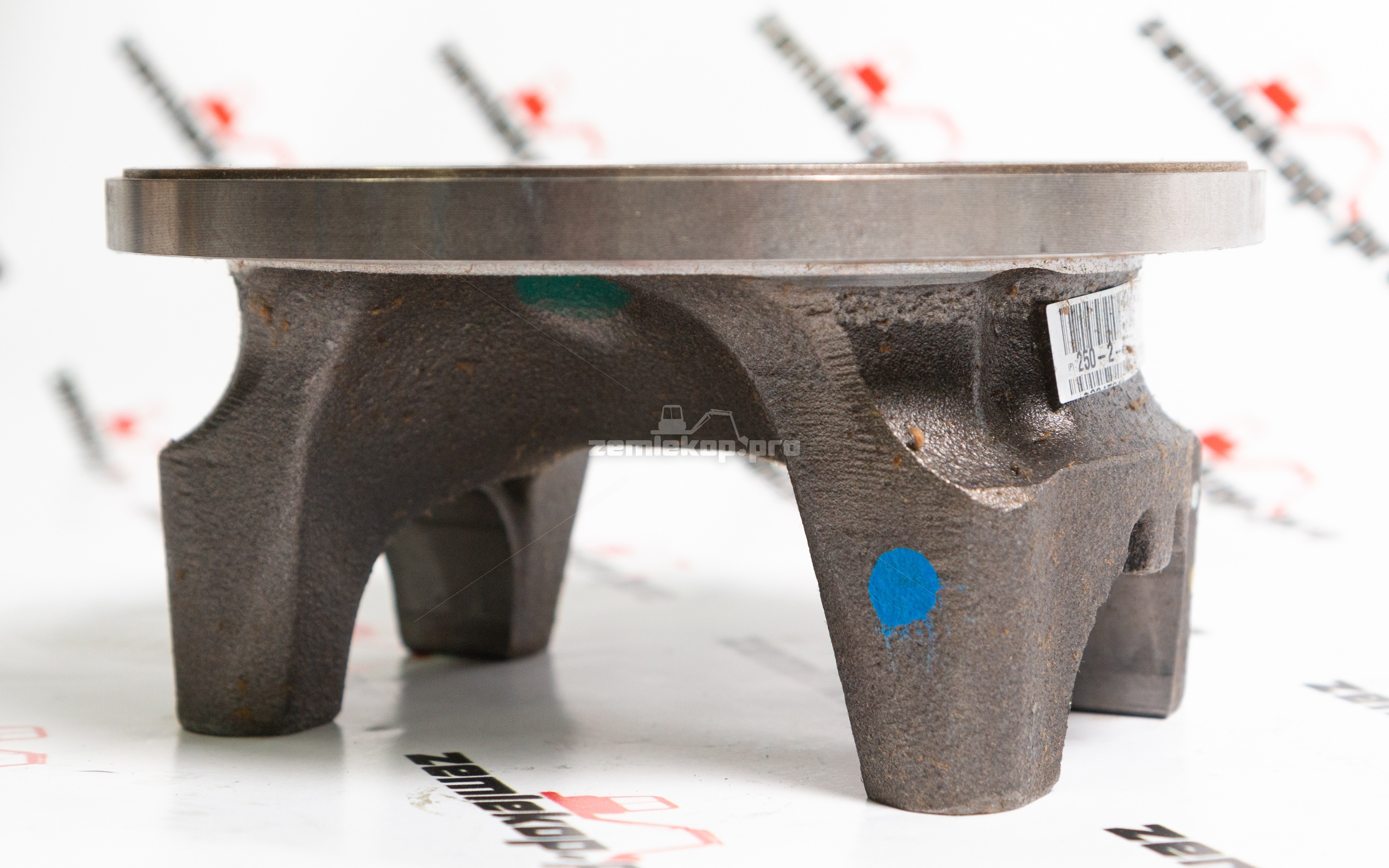 250-2-49-1 Фланец DANA