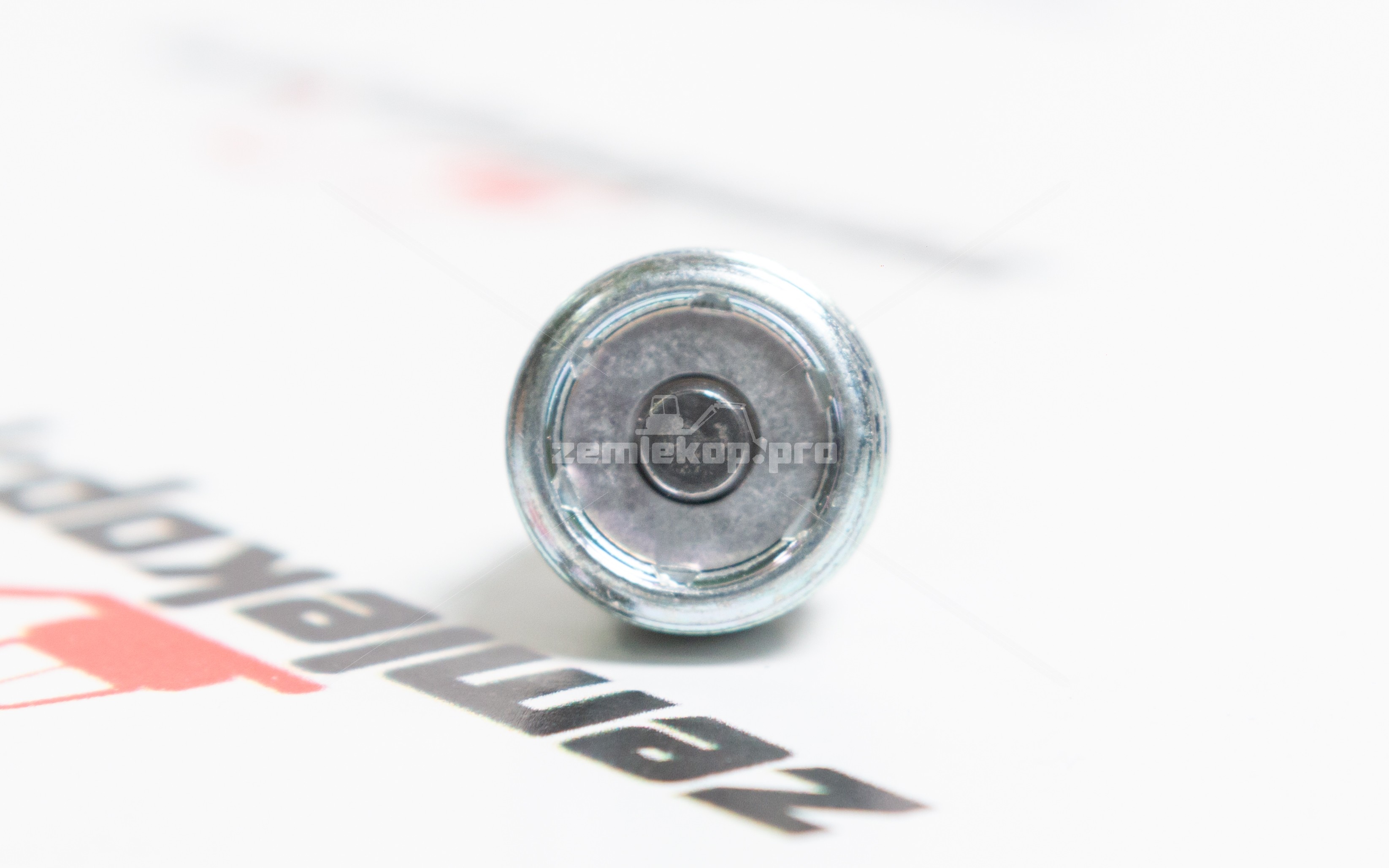 4203567 Пробка DANA