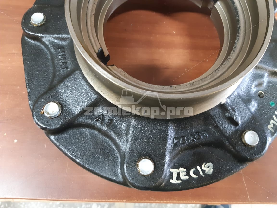 64700 Ступица в сборе