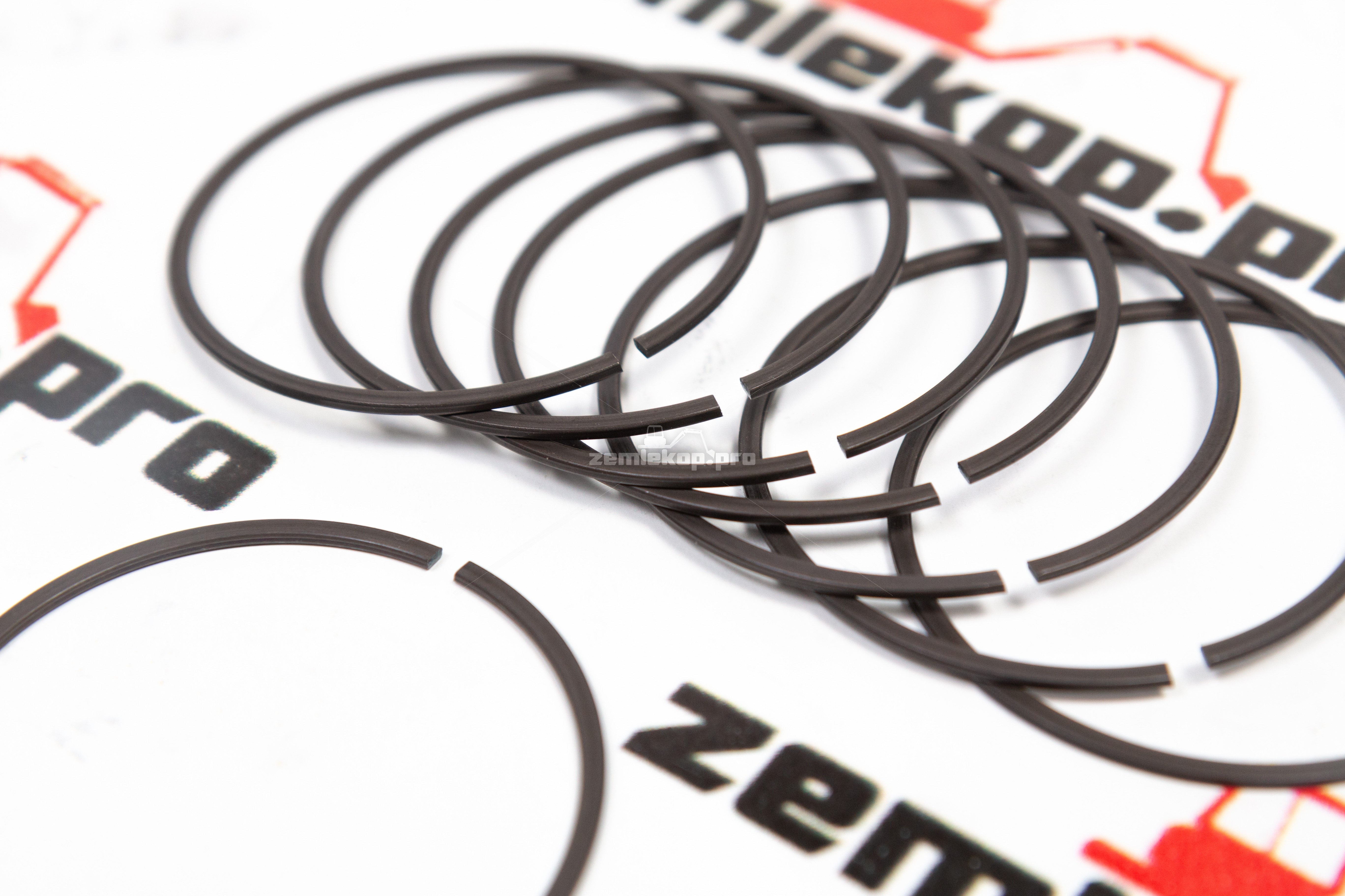 002.05.3599 Кольцо стопорное DANA