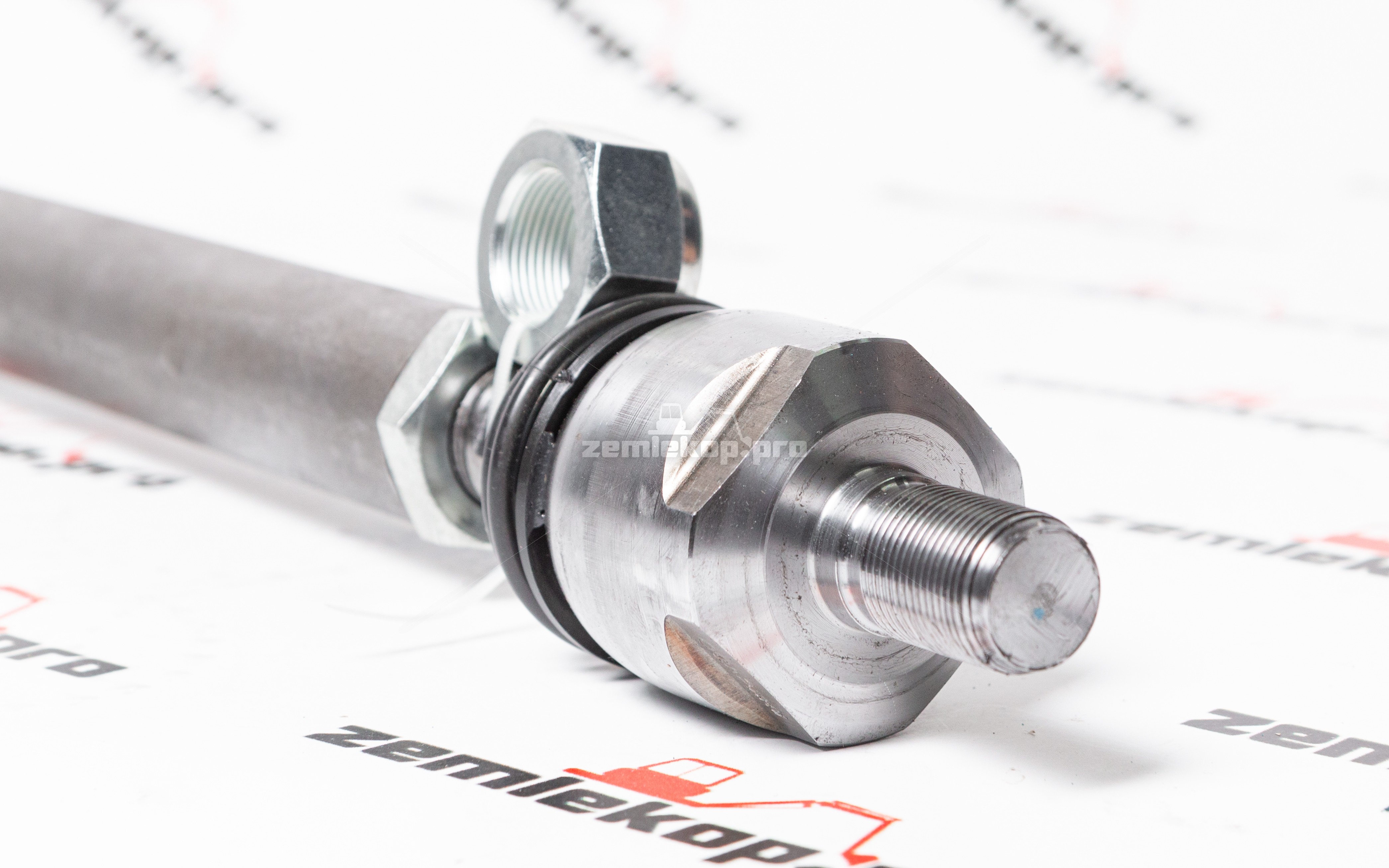 10062907 Тяга рулевая DANA