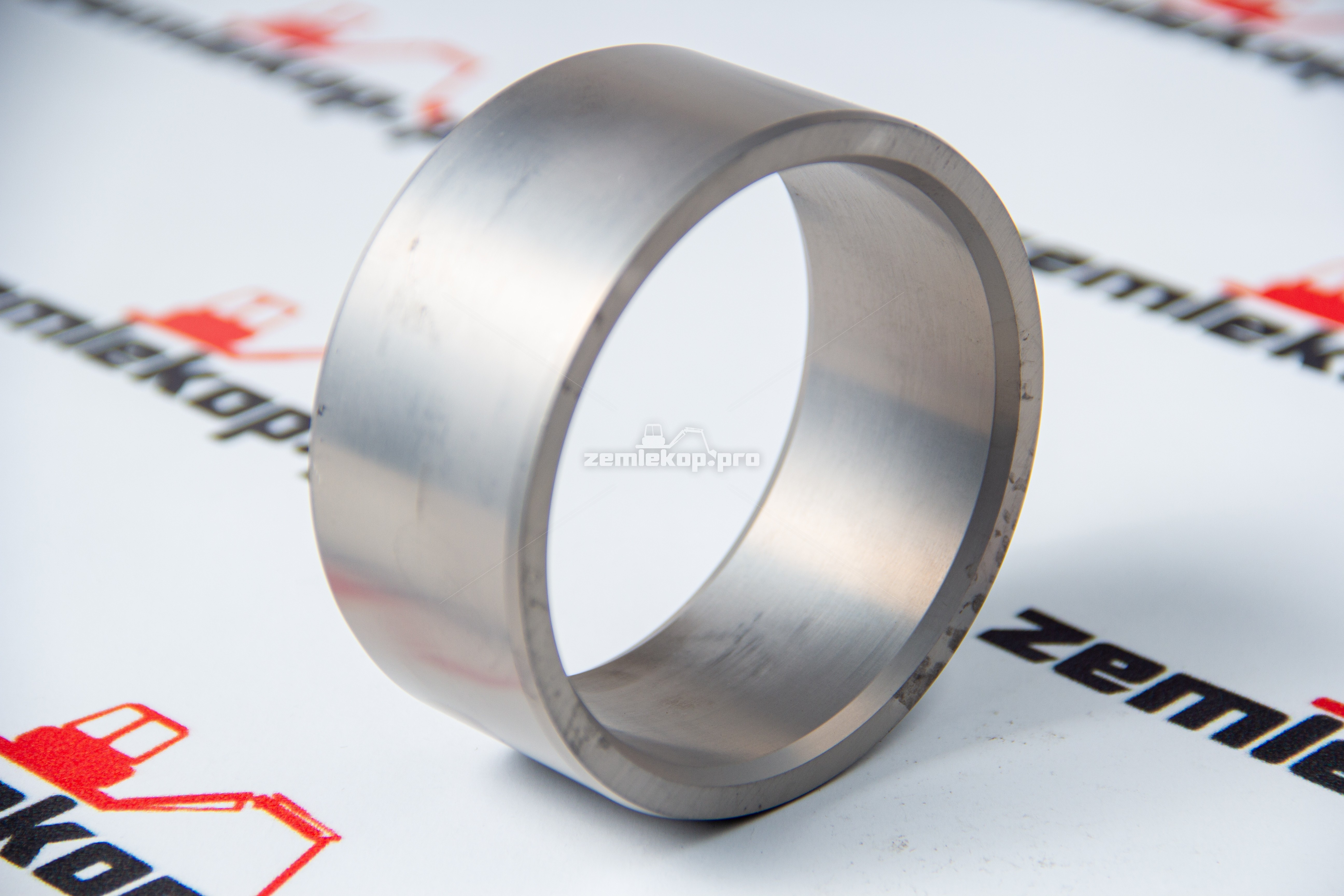 760.01.007.01 Втулка DANA