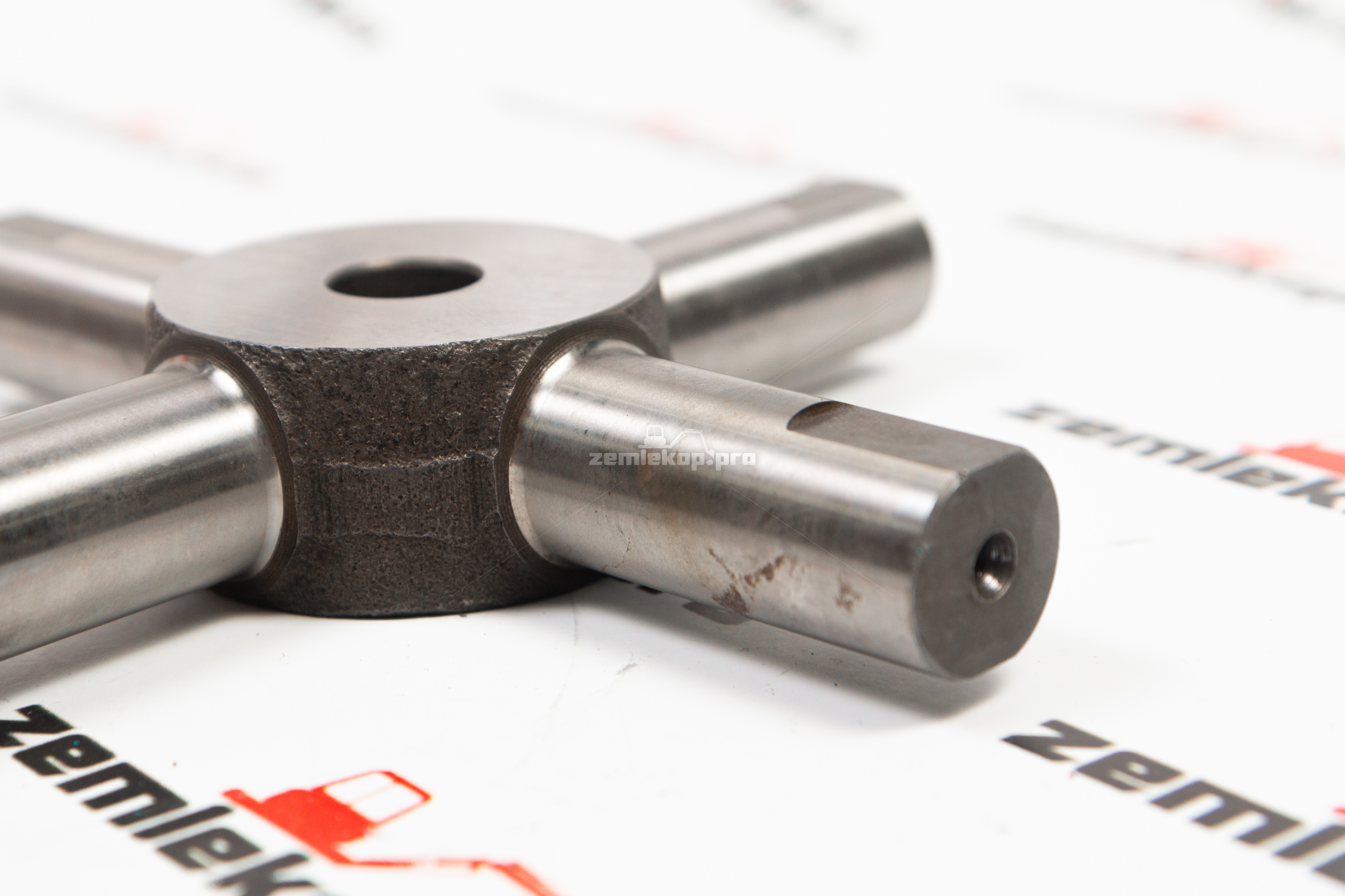 127814 Крестовина DANA