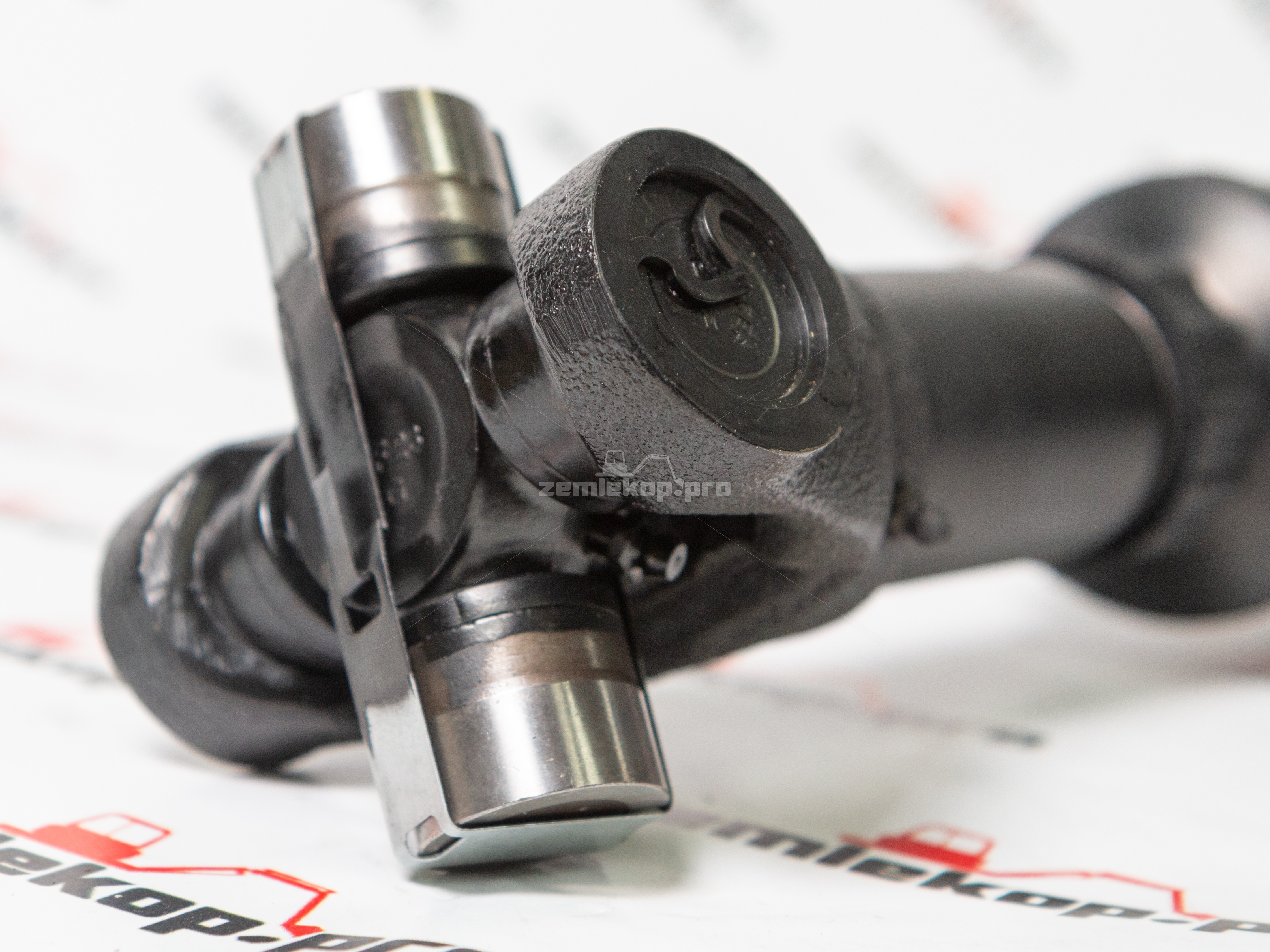 D-10013-00 Карданный вал DANA