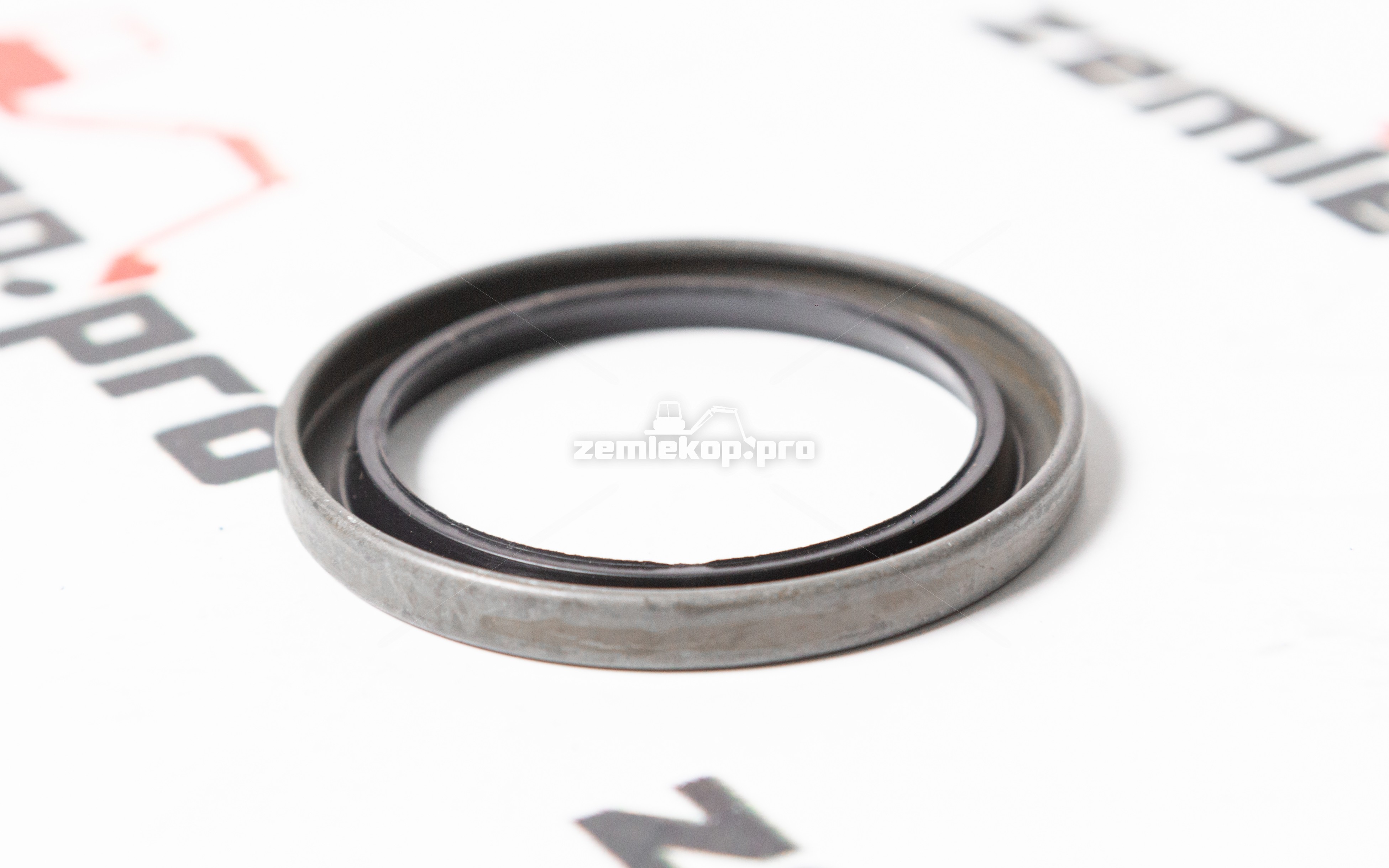 070HH129 Сальник DANA