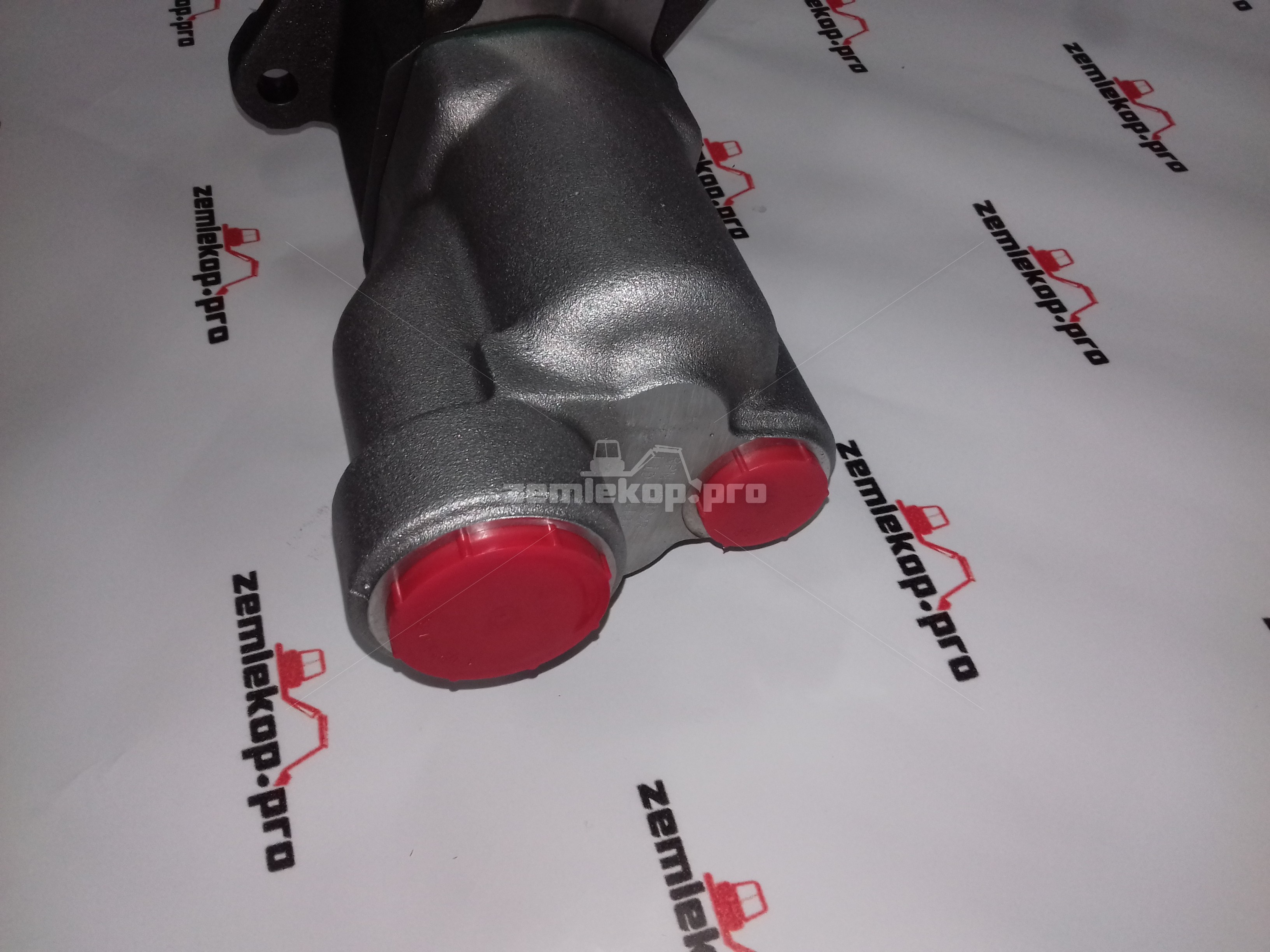 250228 Насос DANA