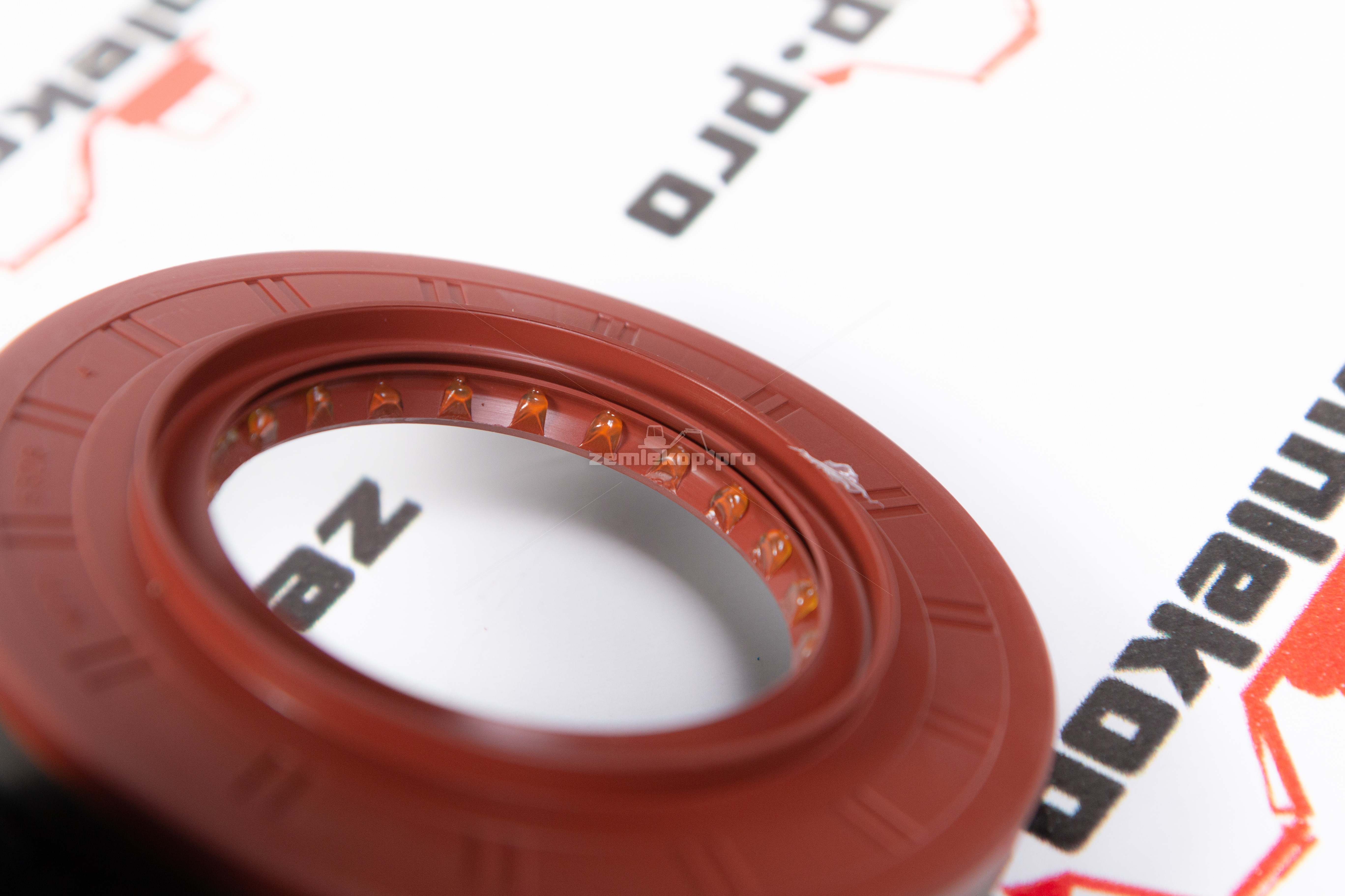 770.04.052.01 Сальник DANA