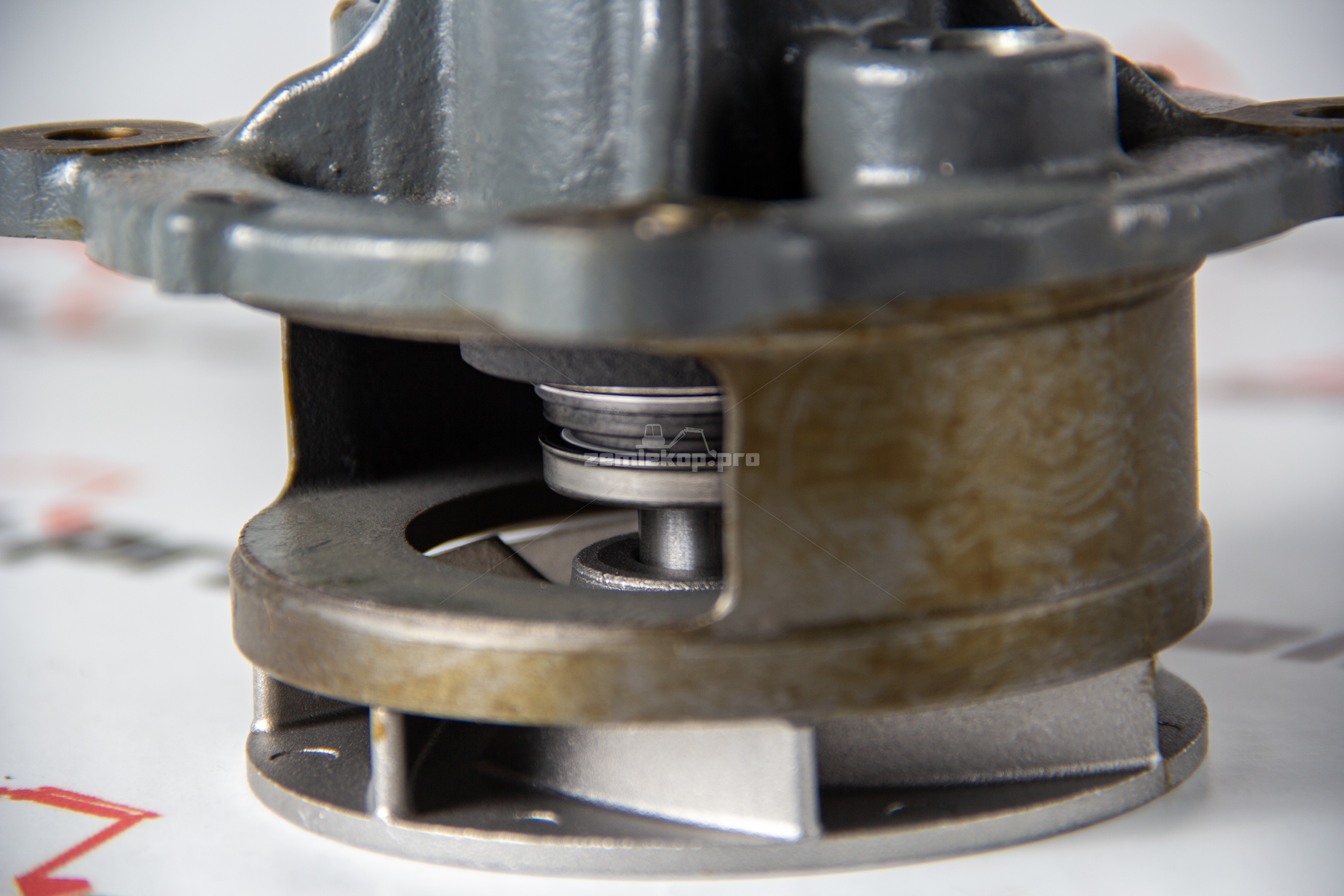 6505-52-5510 ETP Турбокомпрессор Бульдозера D375A-2 Komatsu ETP 6505-11-6210 в сборе с прокладкой 6151-11-5710