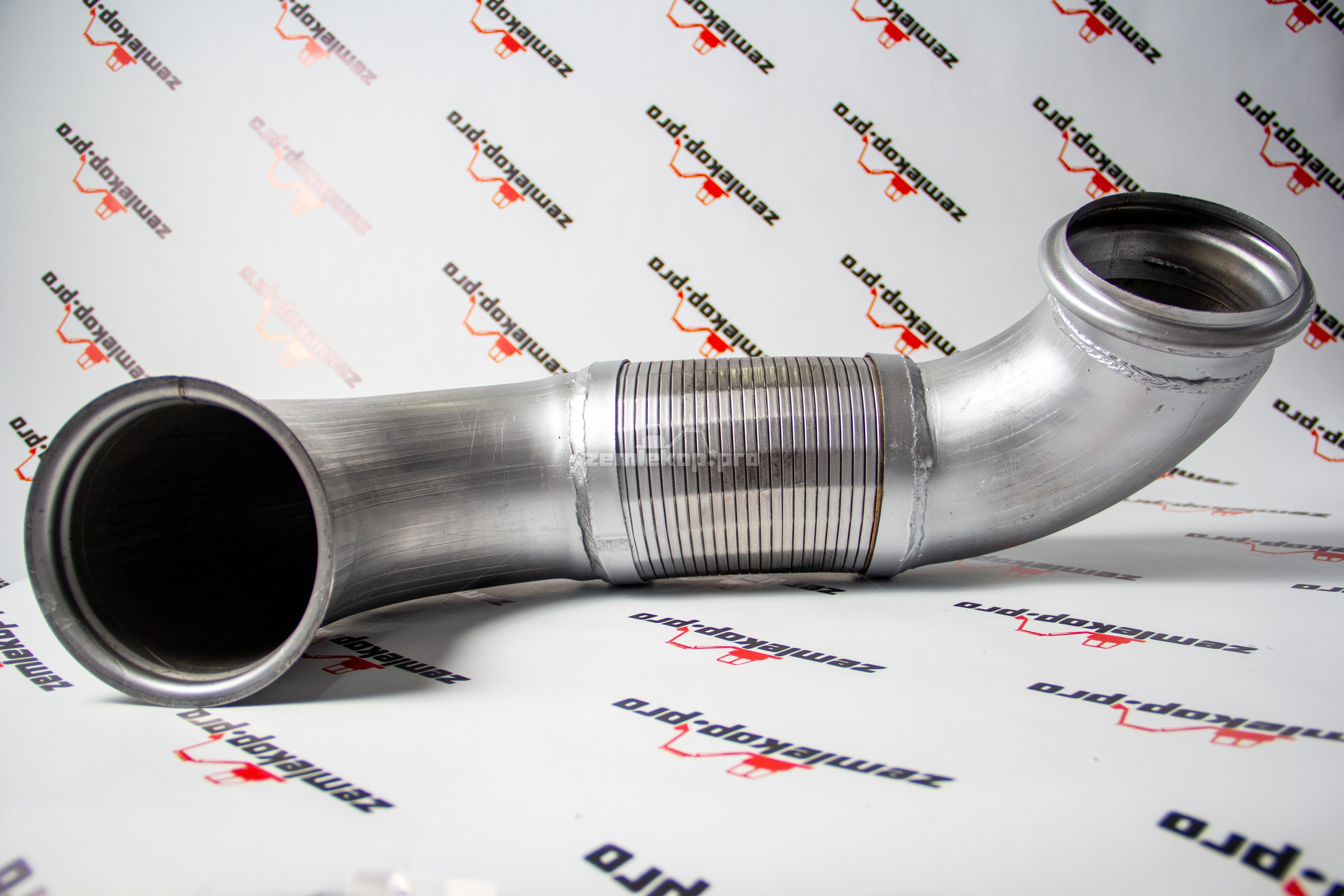 1Н0306 Цилиндр ковша Terex