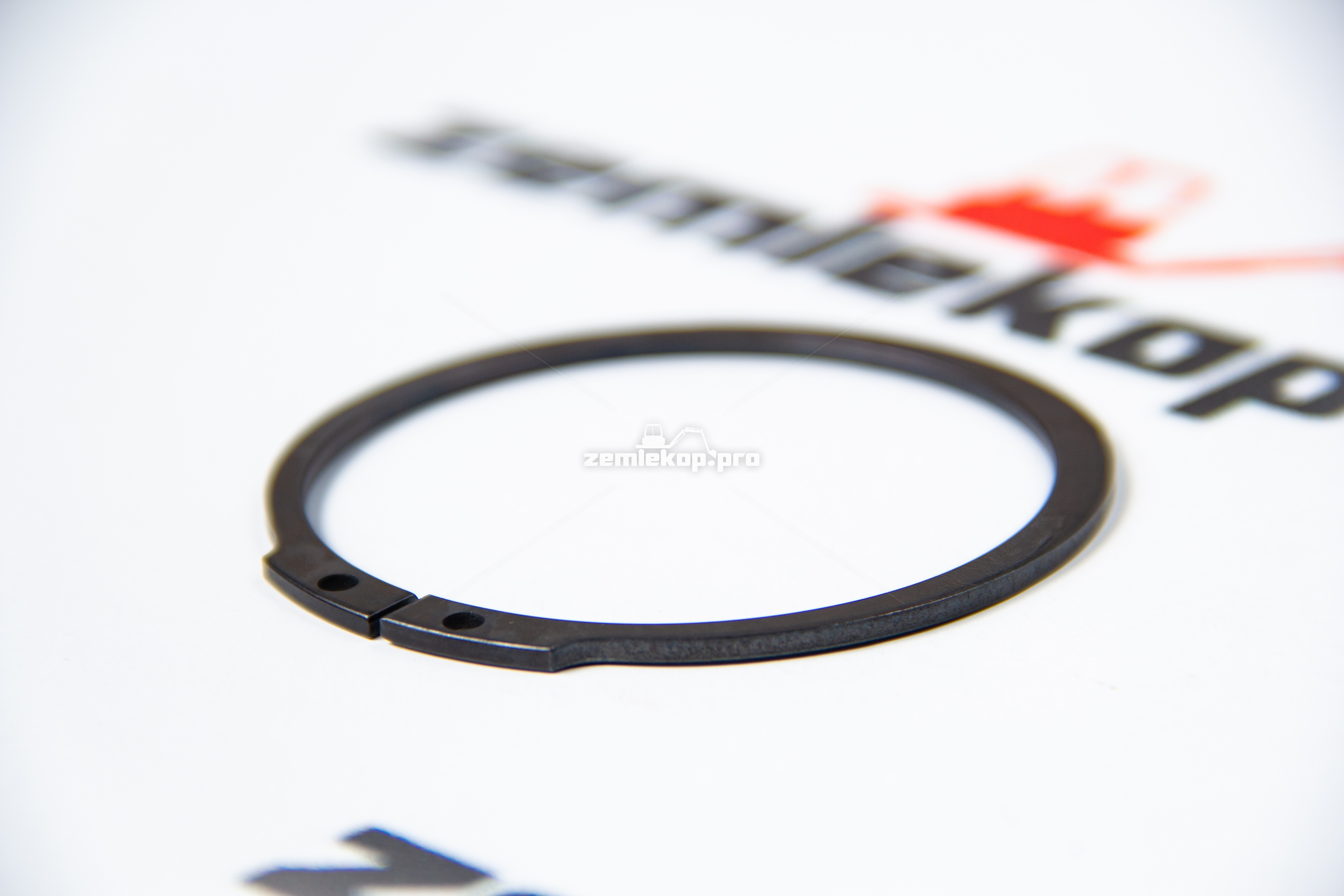 000.3765837M1 Кольцо стопорное DANA