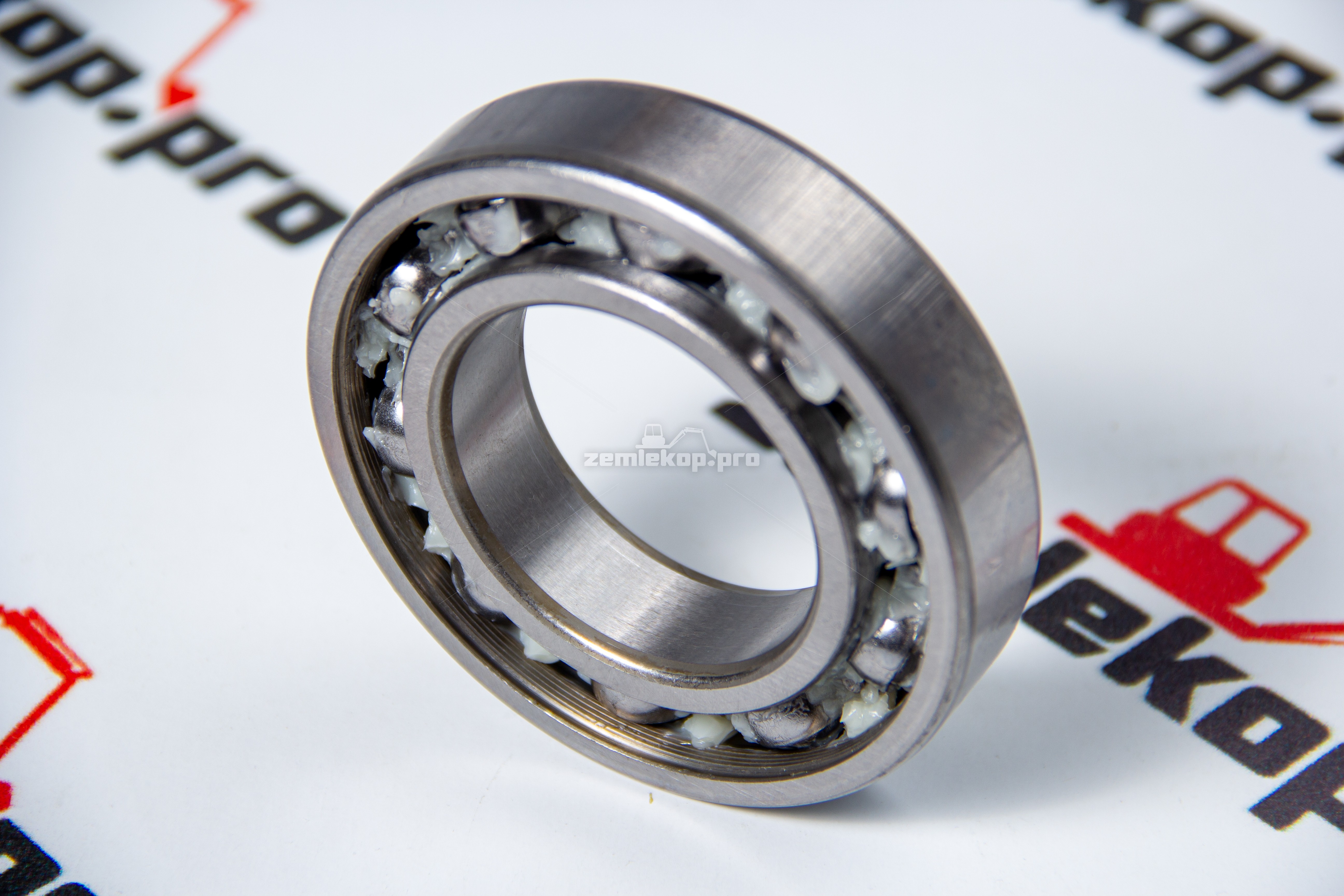 244242 Подшипник DANA