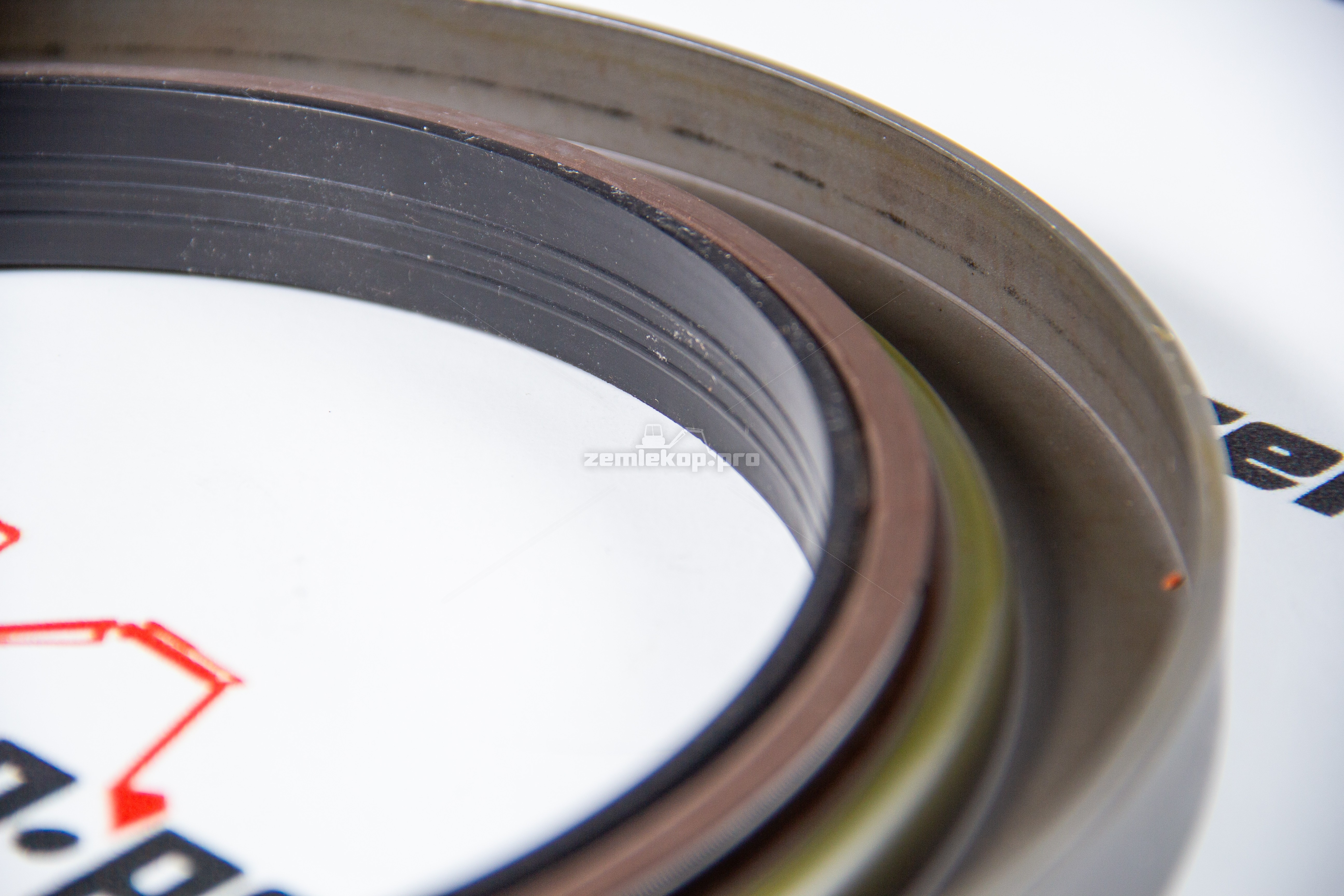 2114119 Сальник DANA