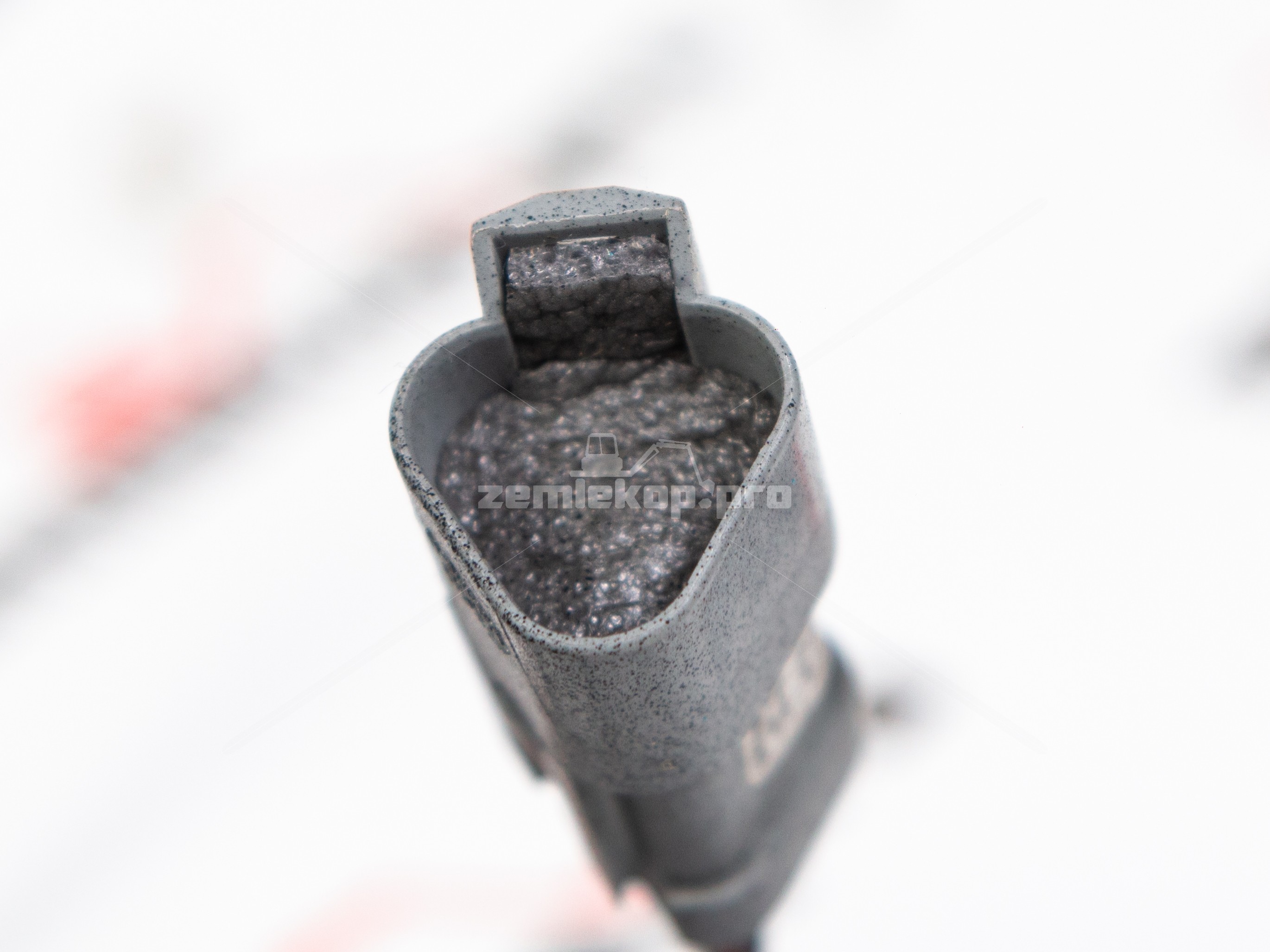 279.24.610.15-R Датчик DANA