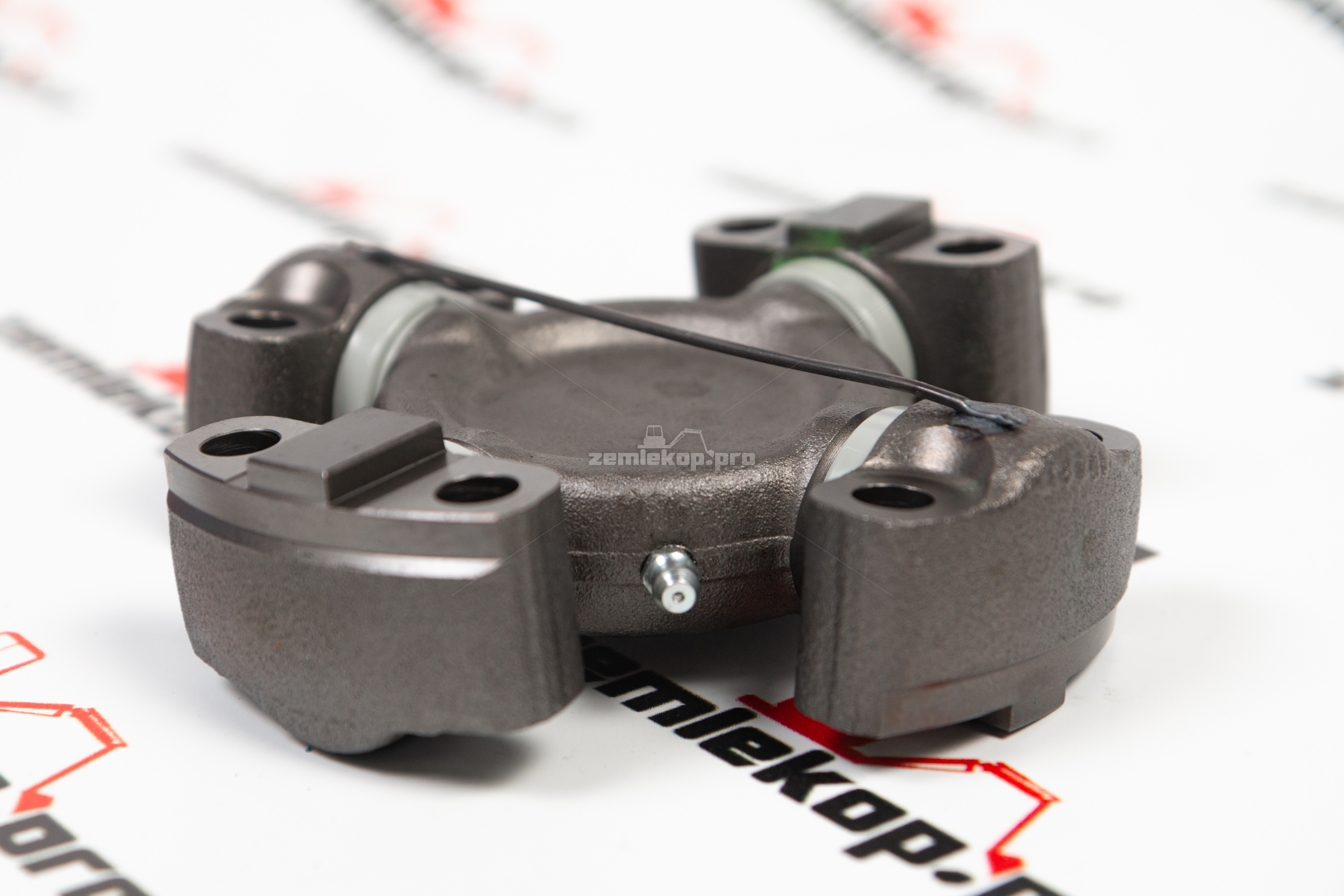 3050138000 Крестовина DANA