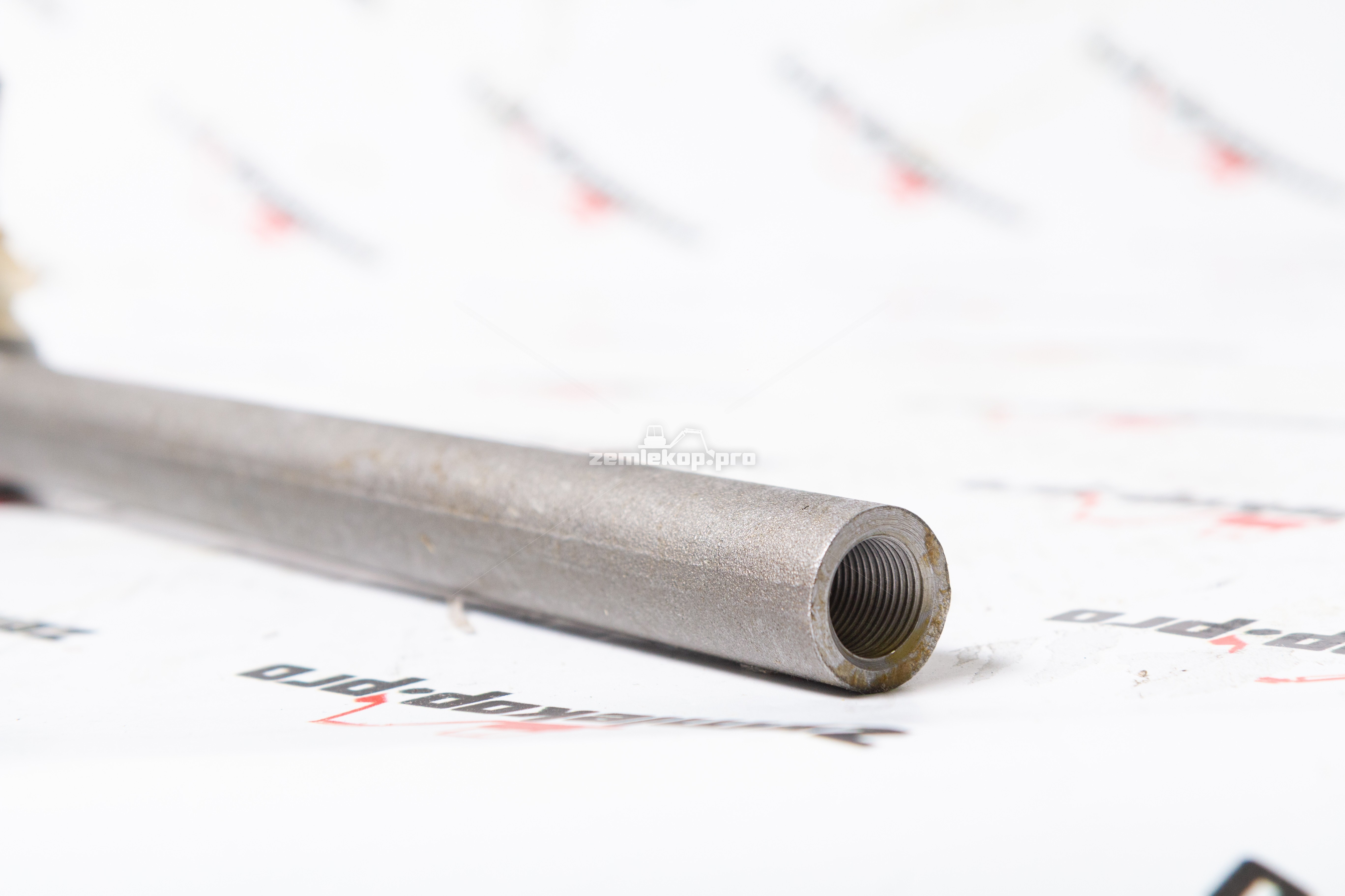 351035 Рулевой наконечник