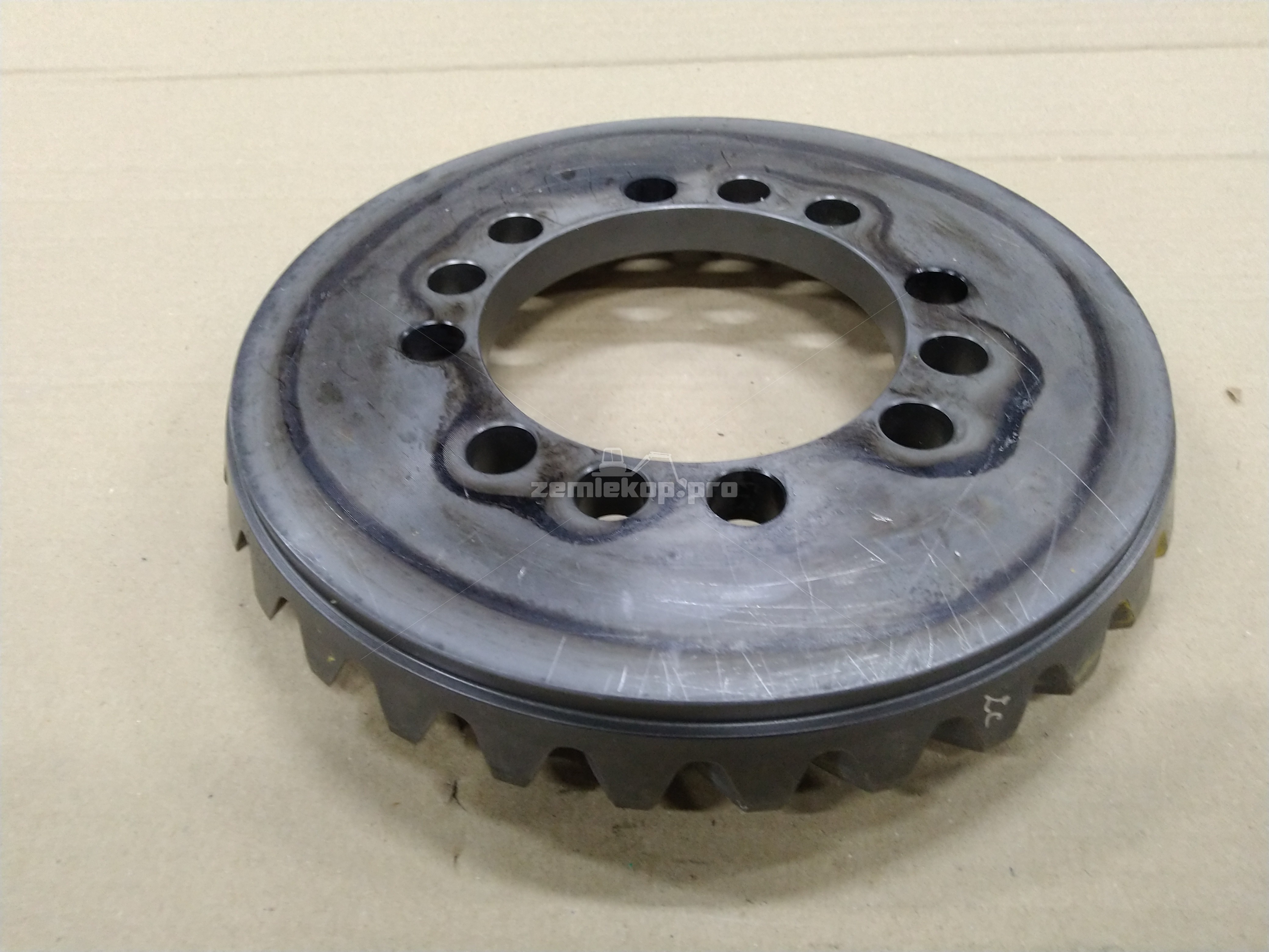 863740 Главная пара