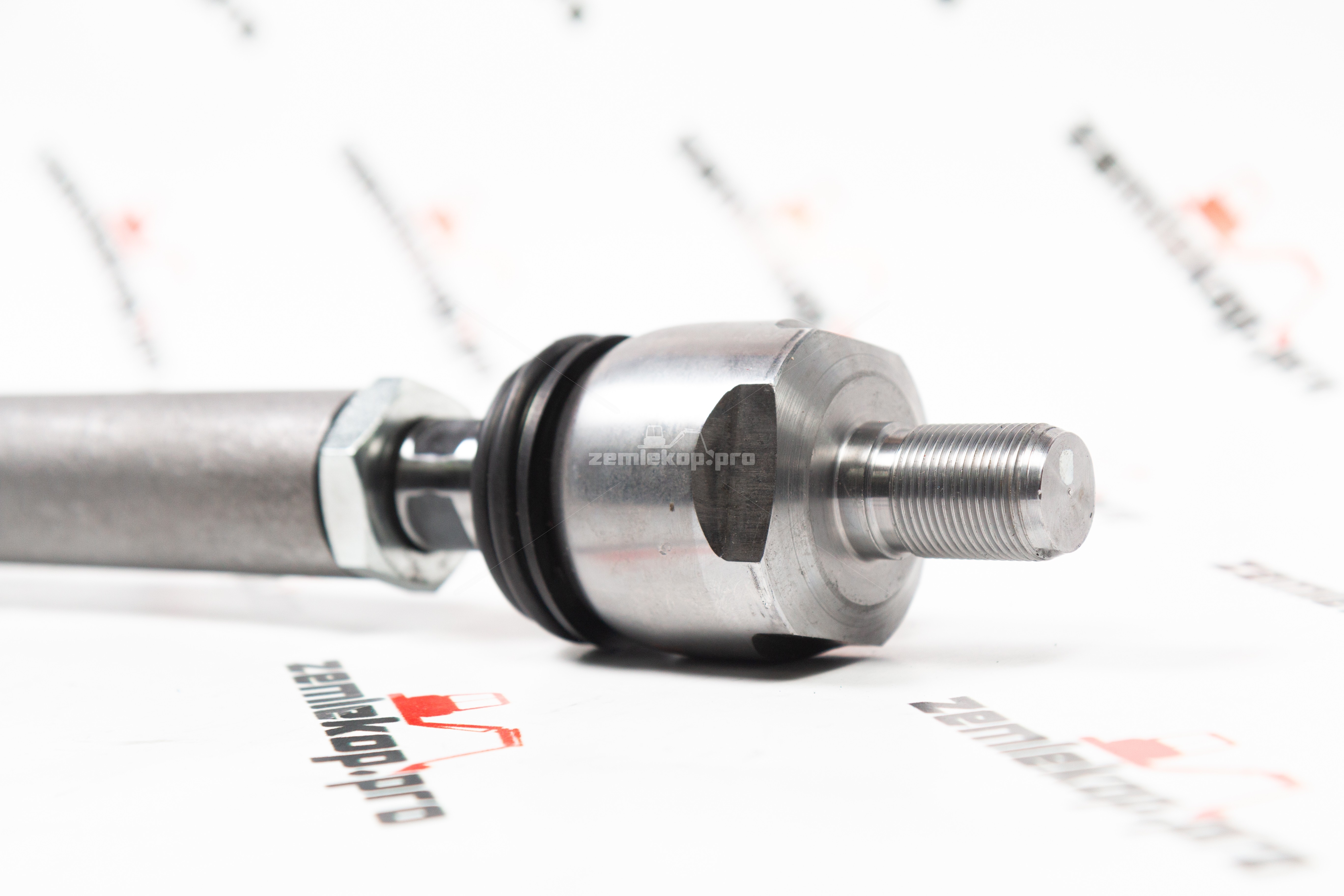 212.24.621.24 Тяга рулевая DANA